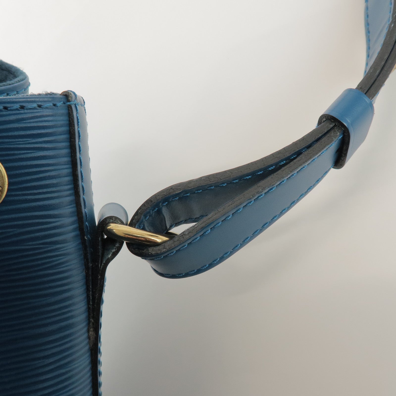 Louis Vuitton Epi Petit Noe Shoulder Bag Toledo Blue M44105