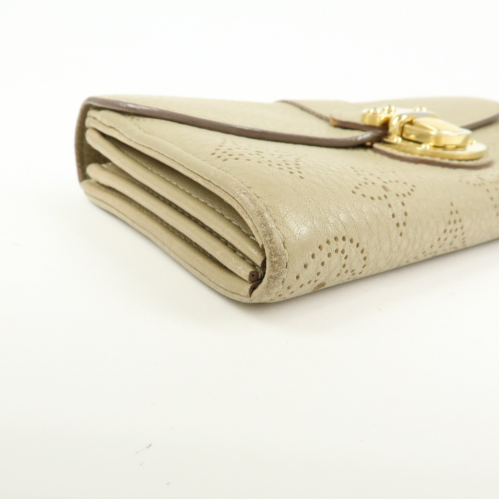Louis Vuitton Monogram Mahina Portefeuille Iris Wallet Opal M58134
