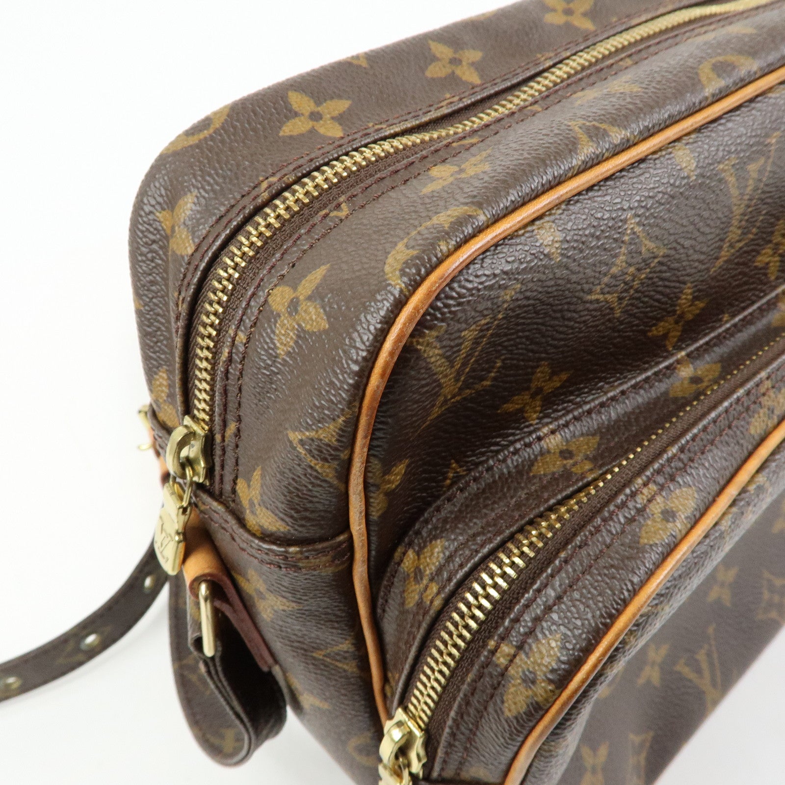 Louis Vuitton Monogram Nile Shoulder Bag Crossbody Bag M45244