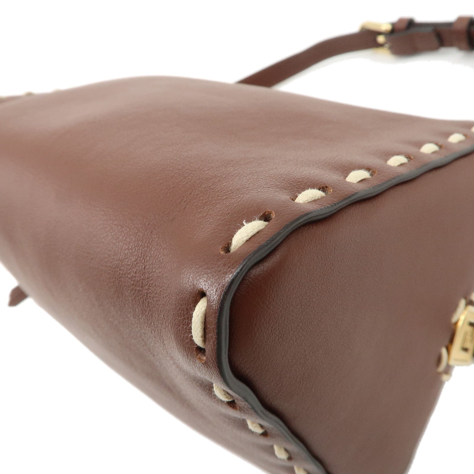 FENDI Selleria Leather Selleria Triangla Shoulder Bag Brown 8BS053