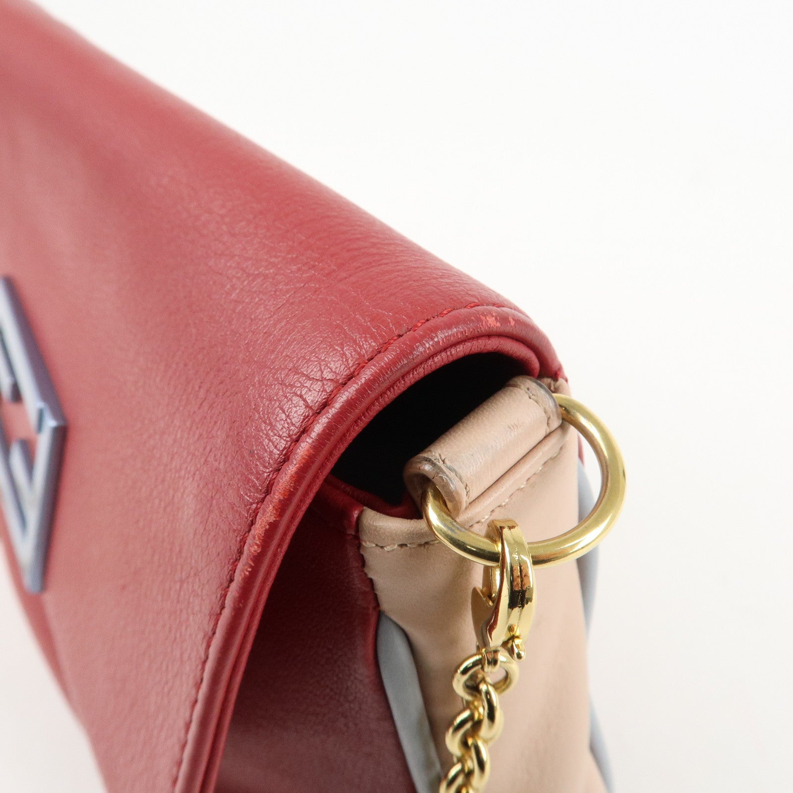 FENDI Leather Chain Shoulder Bag Purse Crossbody Bag Red 8M0276 Used