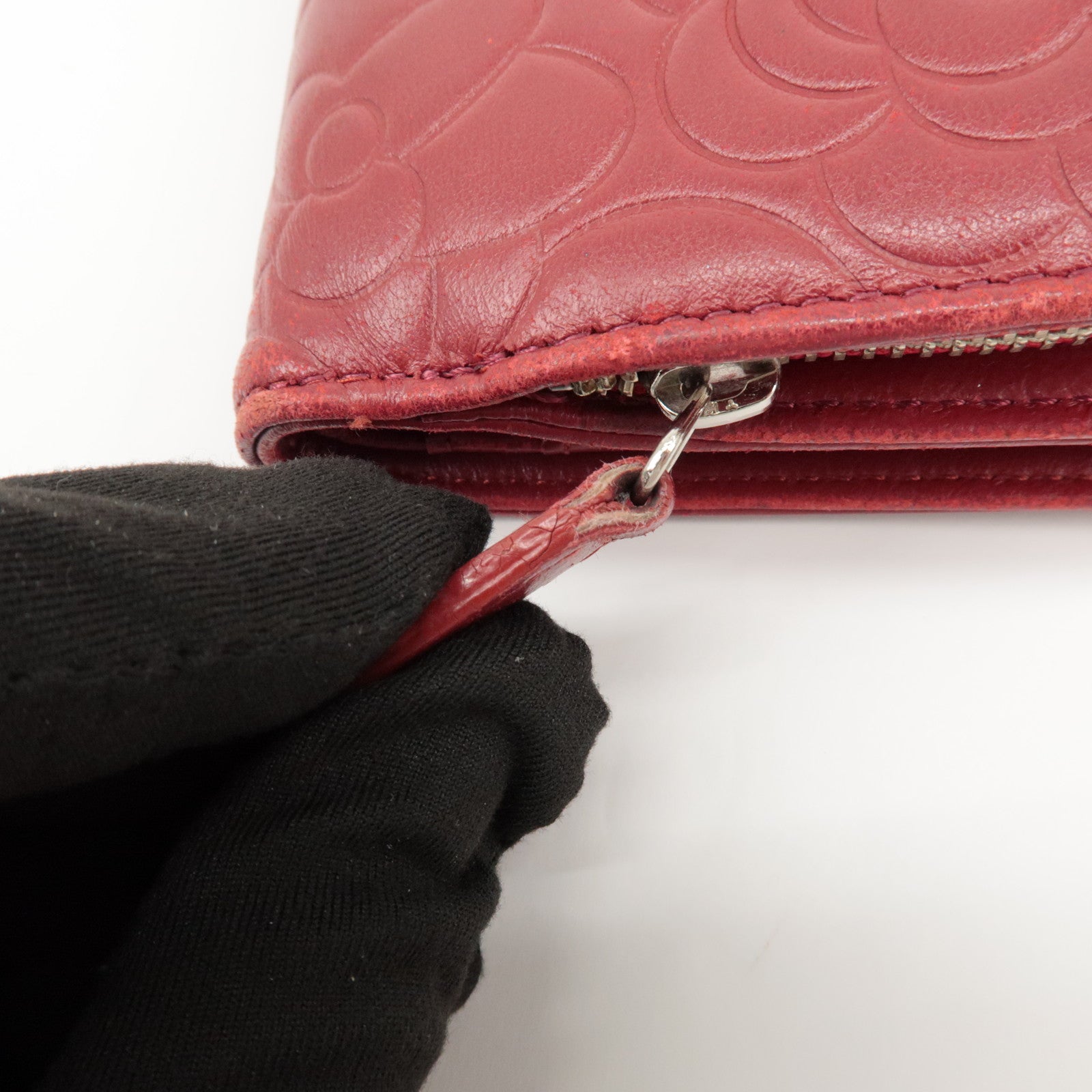 CHANEL COCO Mark Camelia Leather Bi-fold Wallet Red A50087 Used