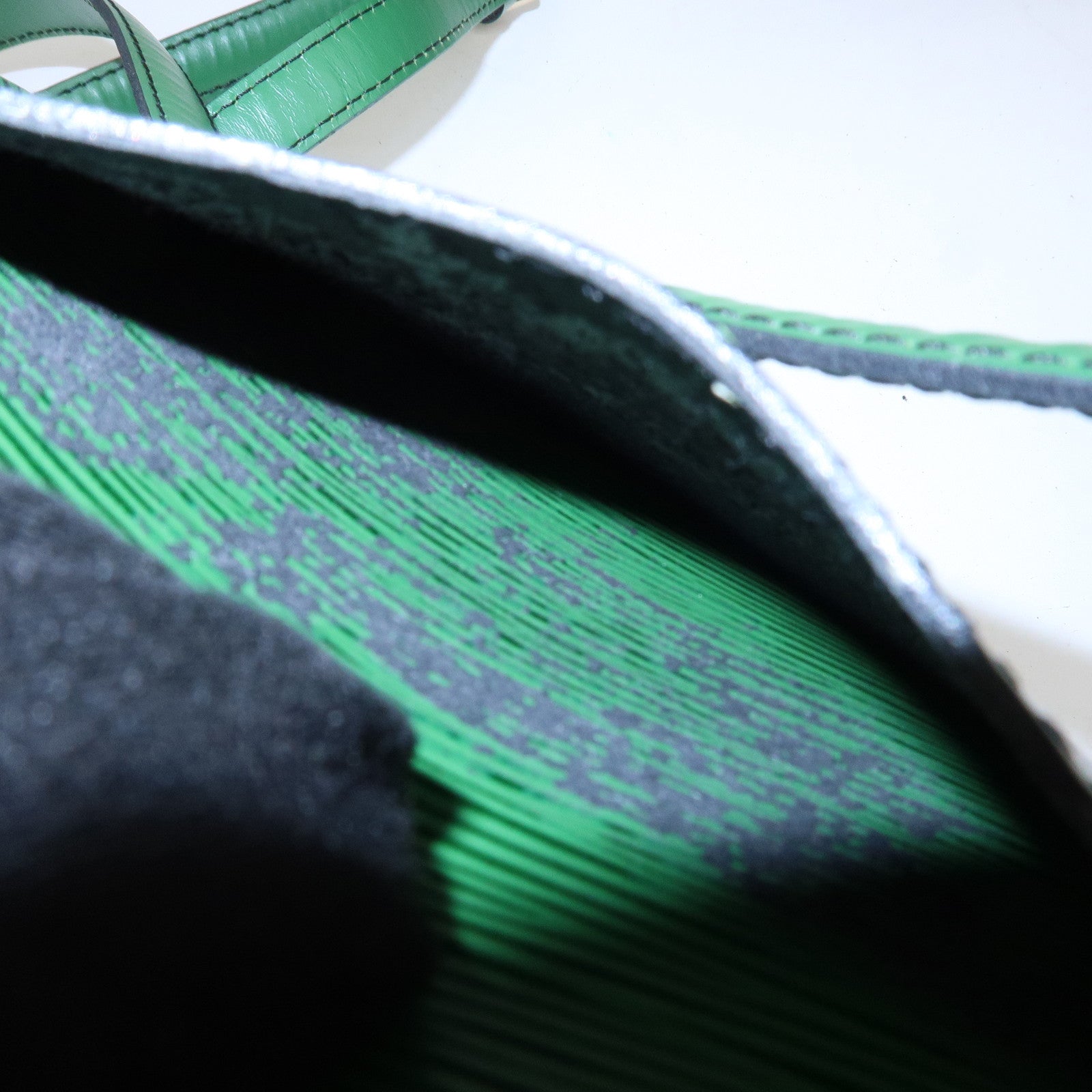 Louis Vuitton Epi Leather Mini Saint Cloud Shoulder Bag Borneo Green M52214