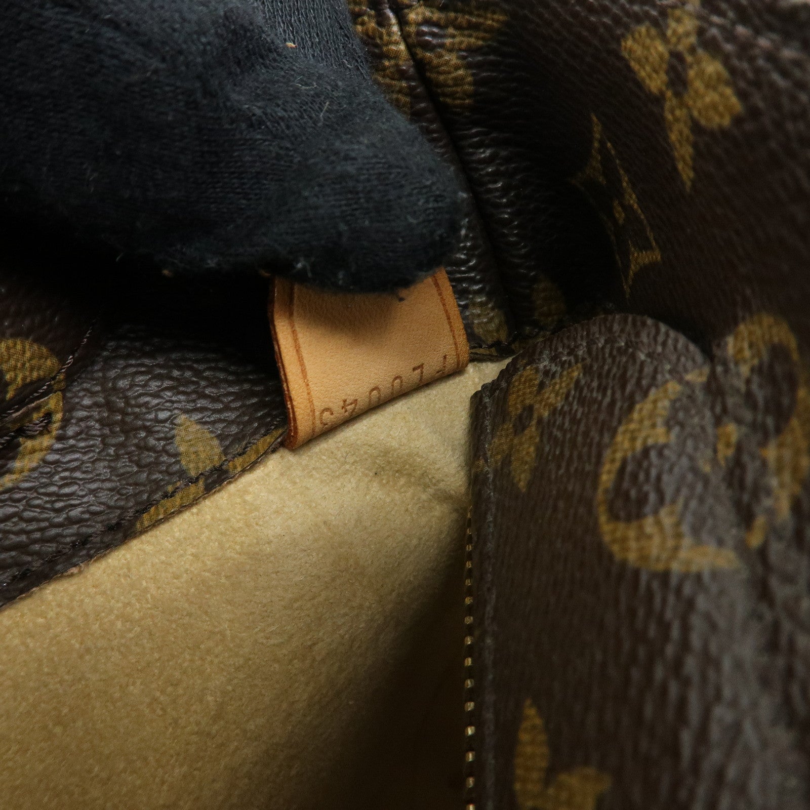 Louis Vuitton Monogram Luco Tote Bag Shoulder Bag Brown M51155