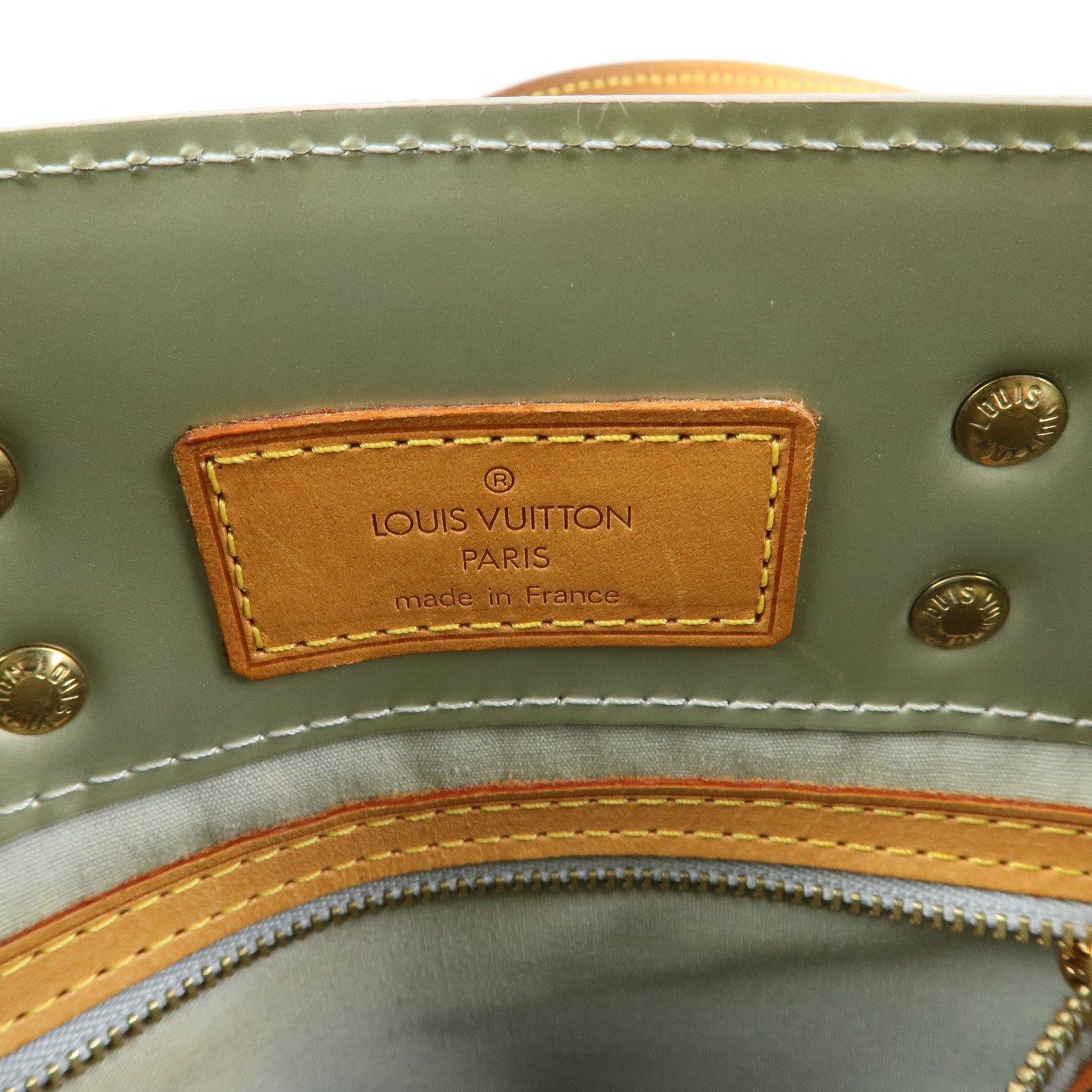 Louis Vuitton Monogram Vernis Reade PM Hand Bag Gris Gray M91145