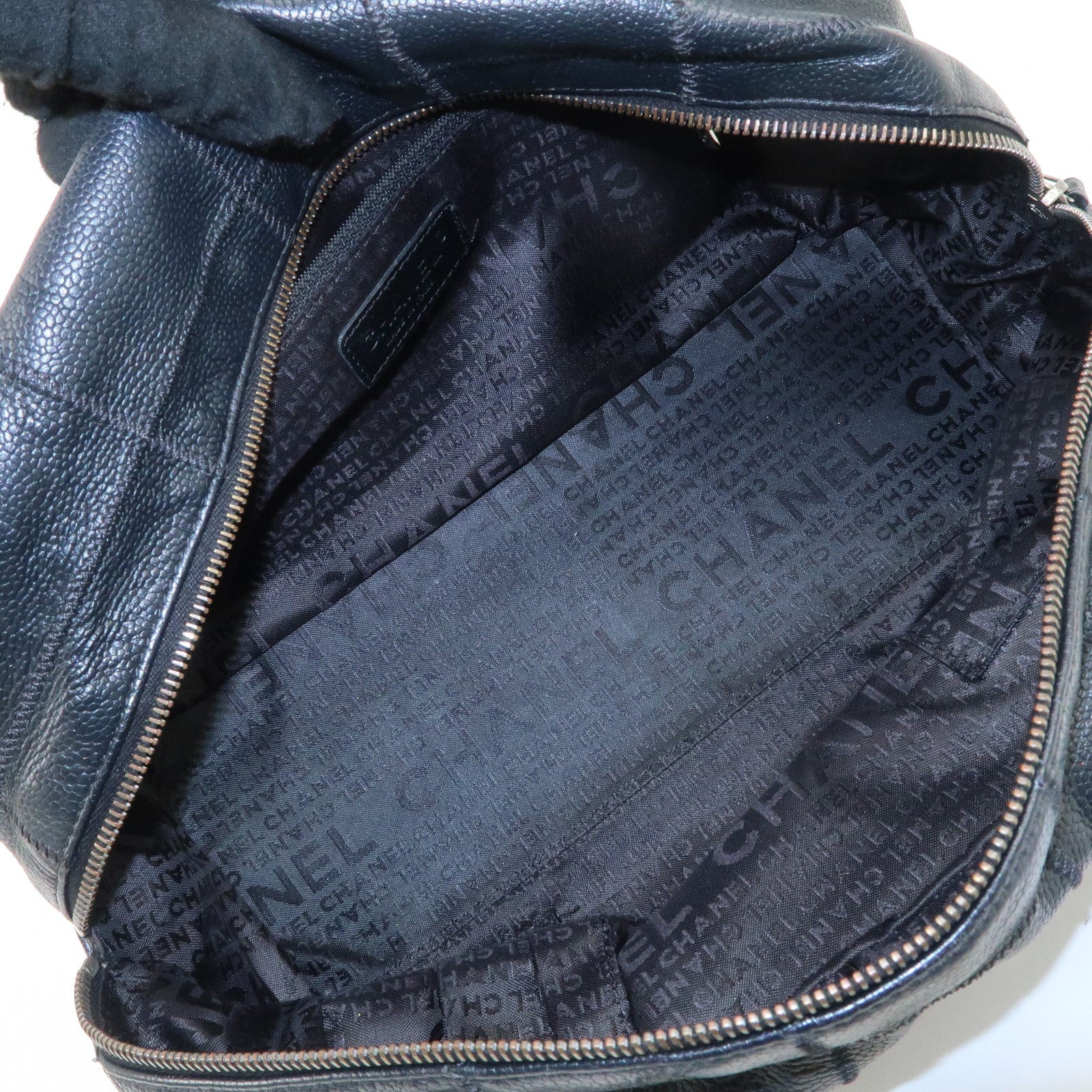 Chanel Chocolate Bar Caviar Skin Mini Boston Bag A26135 Used