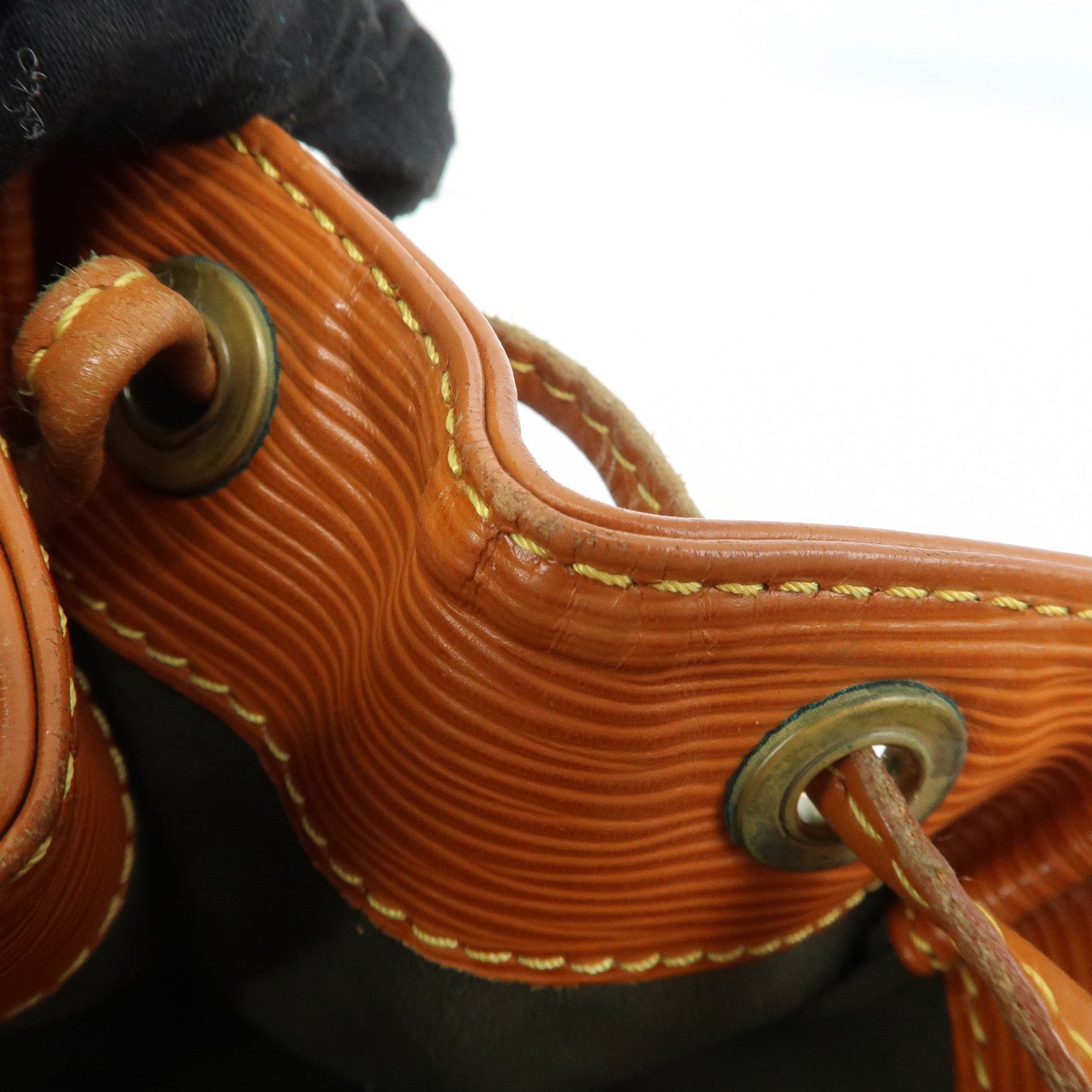 Louis Vuitton Epi Petit Noe Shoulder Bag Zipang Gold M44108 Used