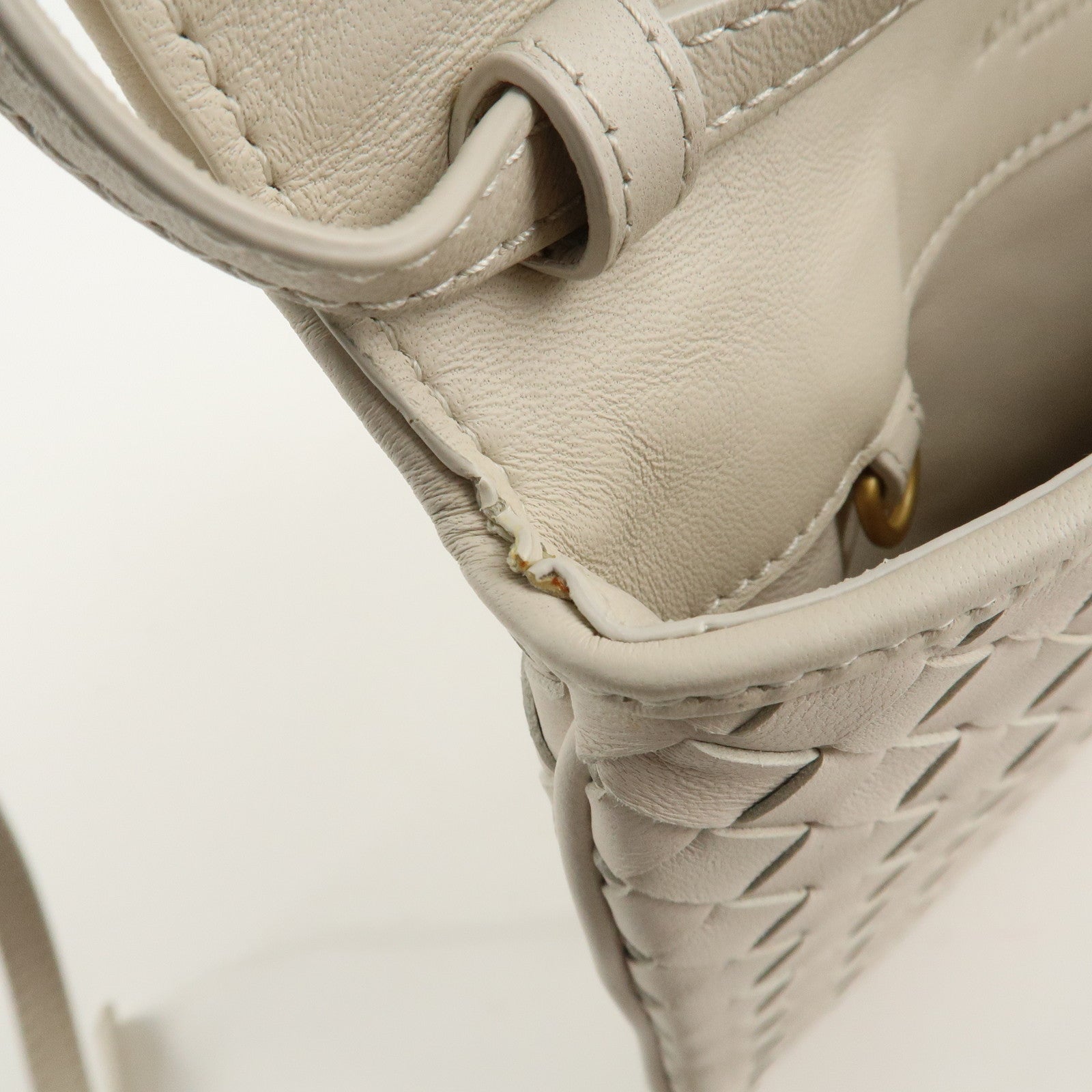 BOTTEGA VENETA Intrecciato Leather Shoulder Bag Ivory Used