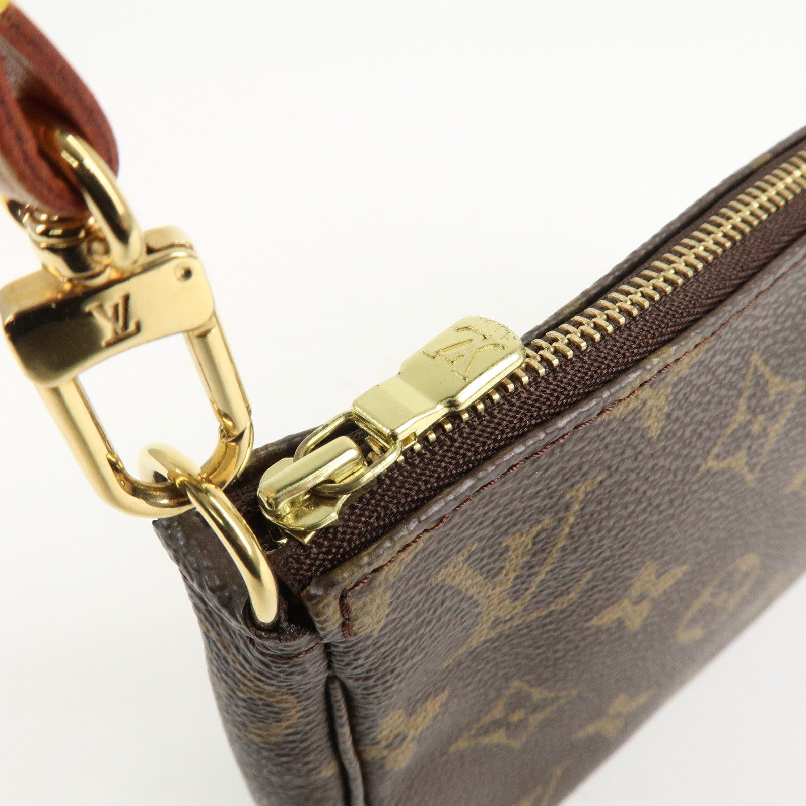 Louis Vuitton Monogram Pochette Accessoires Pouch M51980 Used