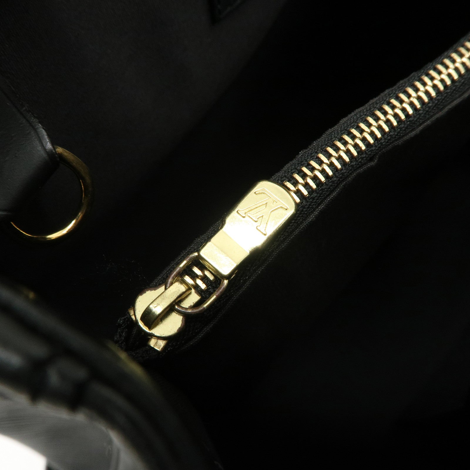 Louis Vuitton Epi Mandala MM Shoulder Bag Noir M58892 Used