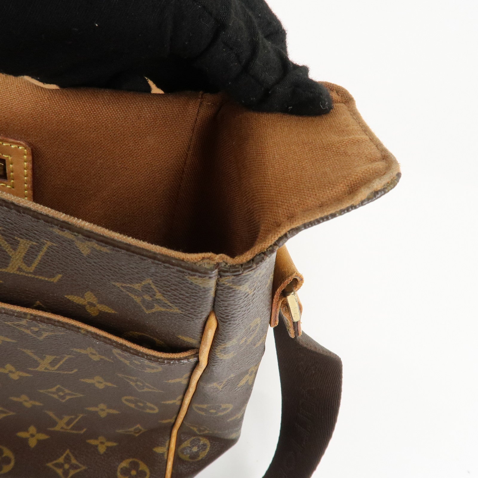 Louis Vuitton Monogram Abbesses Messenger Bag Hand Bag M45257 Used