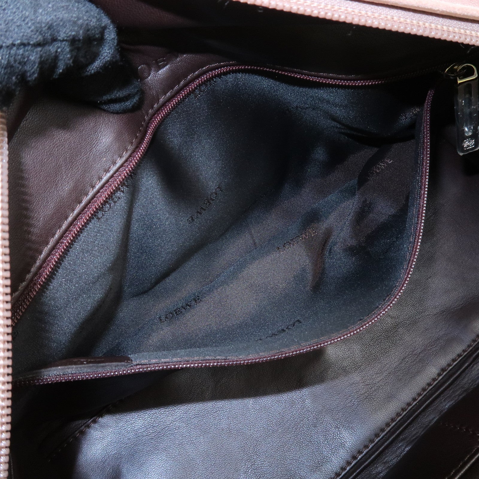 LOEWE Suede Amazona 28 Bijou Hand Bag Beige Pink Silver Hardware Used