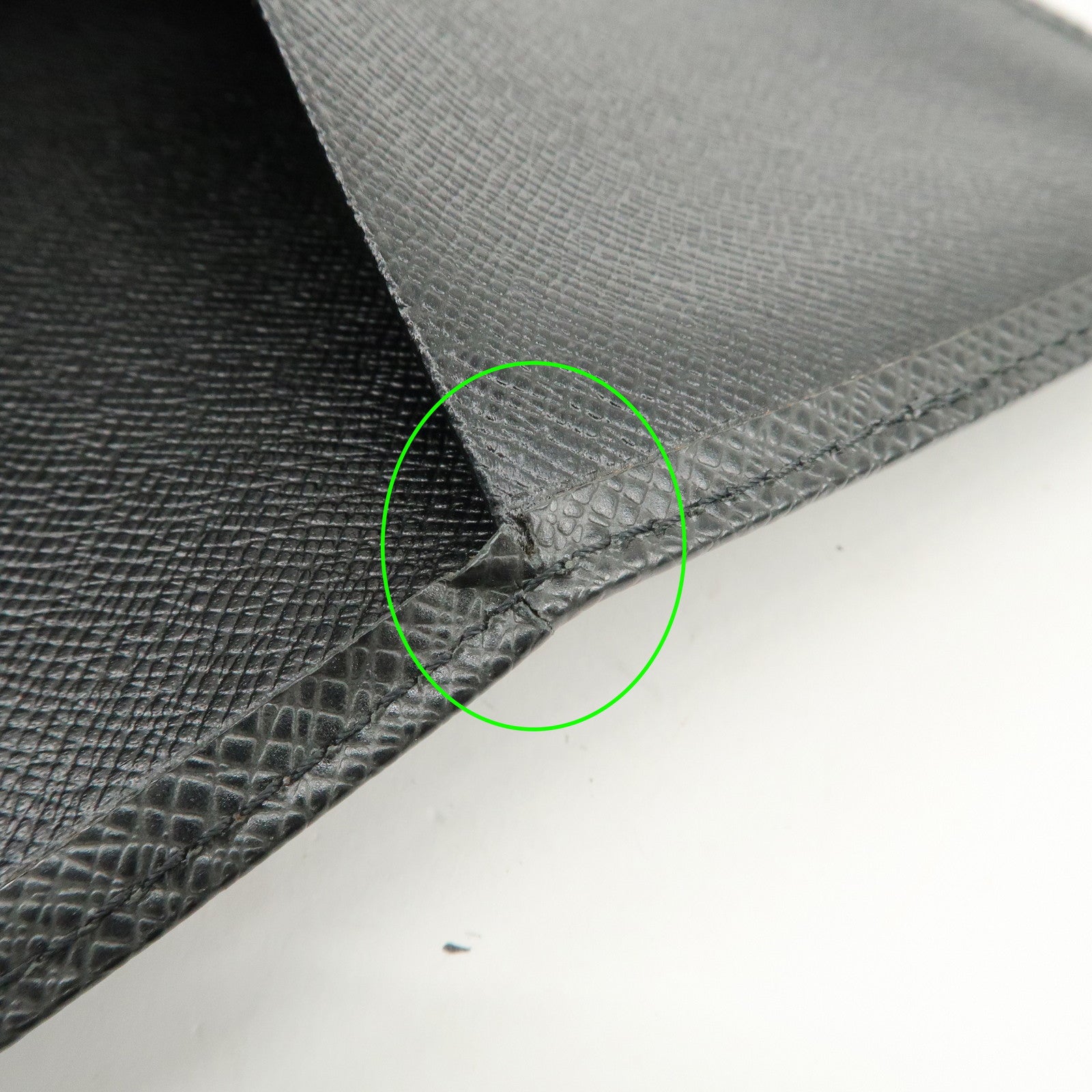 Louis Vuitton Taiga Agenda Bureau Planner Cover Ardoise R20409 Used