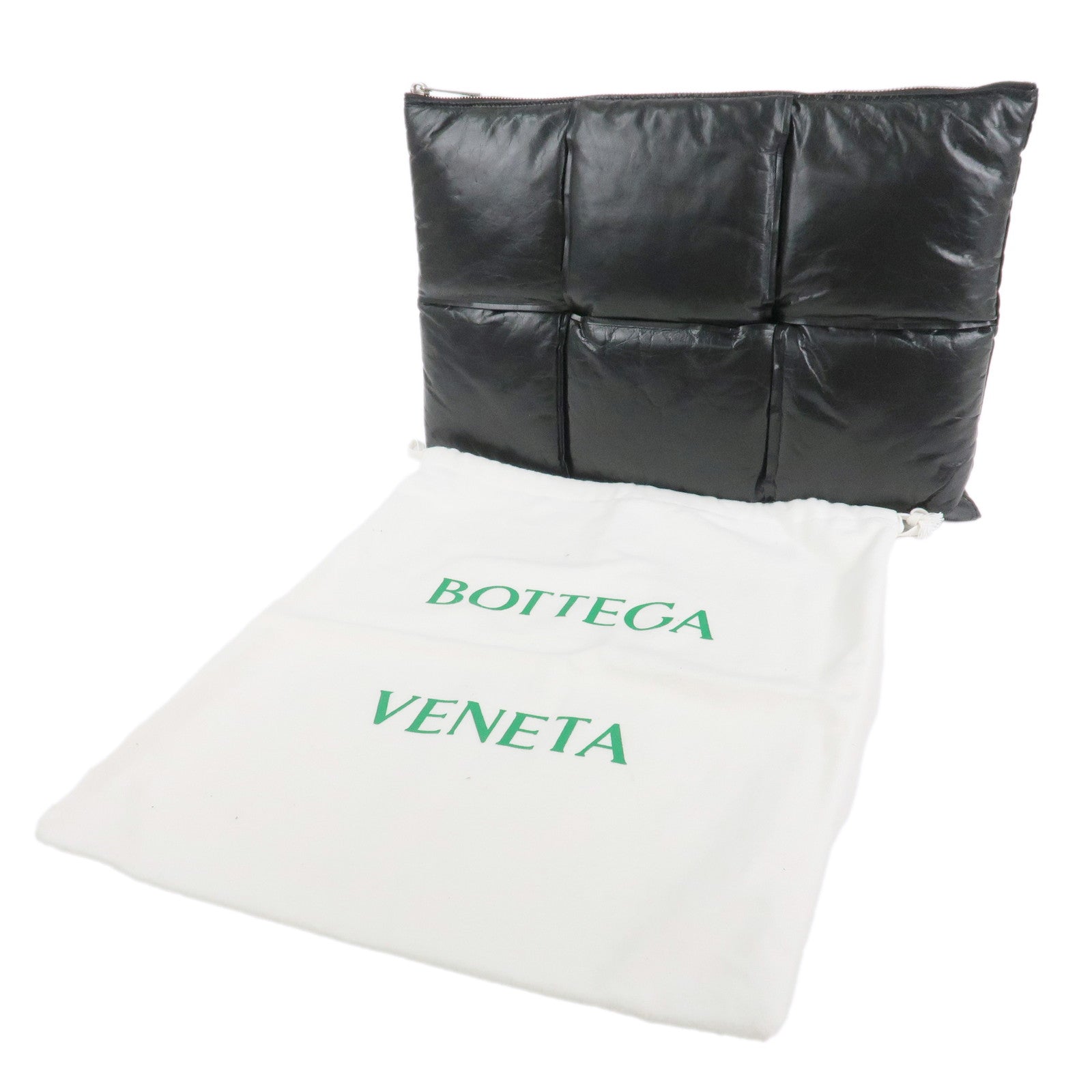 BOTTEGA VENETA Maxi Intrecciato Leather Clutch Bag Black Used