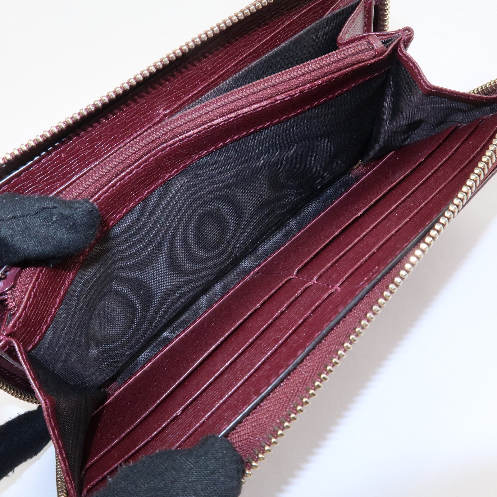 GUCCI Interlocking G Leather Long Wallet Heartbeat Print 309705 Used