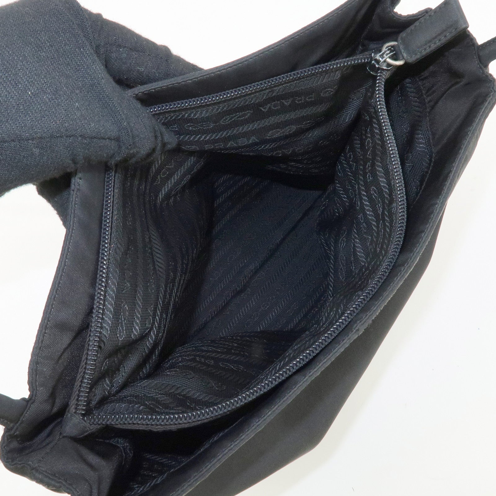PRADA Logo Nylon Tote Bag Shoulder Bag Hand Bag Black B6242 Used