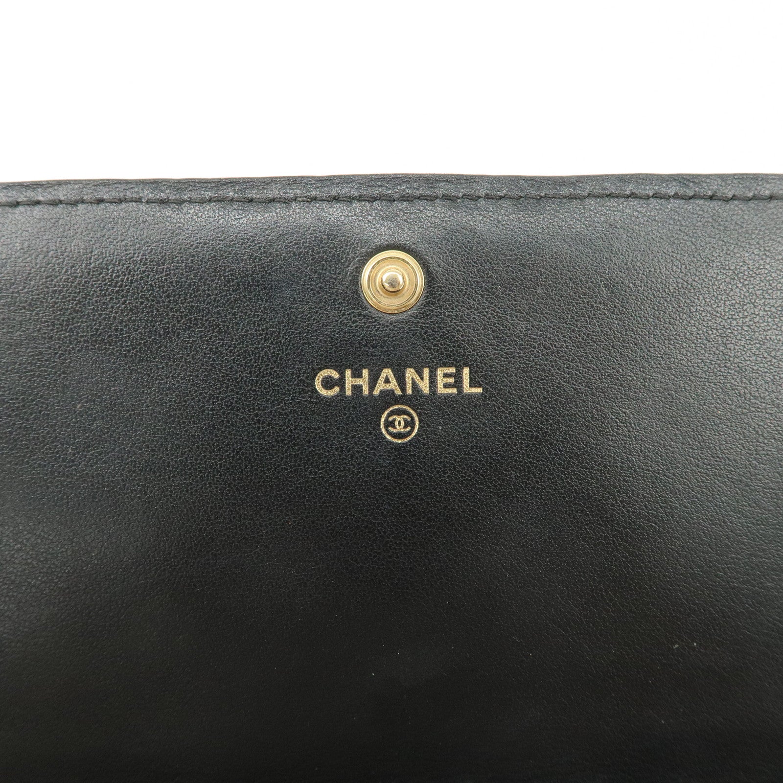 CHANEL Matelasse Lamb Skin Bifold Long Wallet with Studs A70631 Used