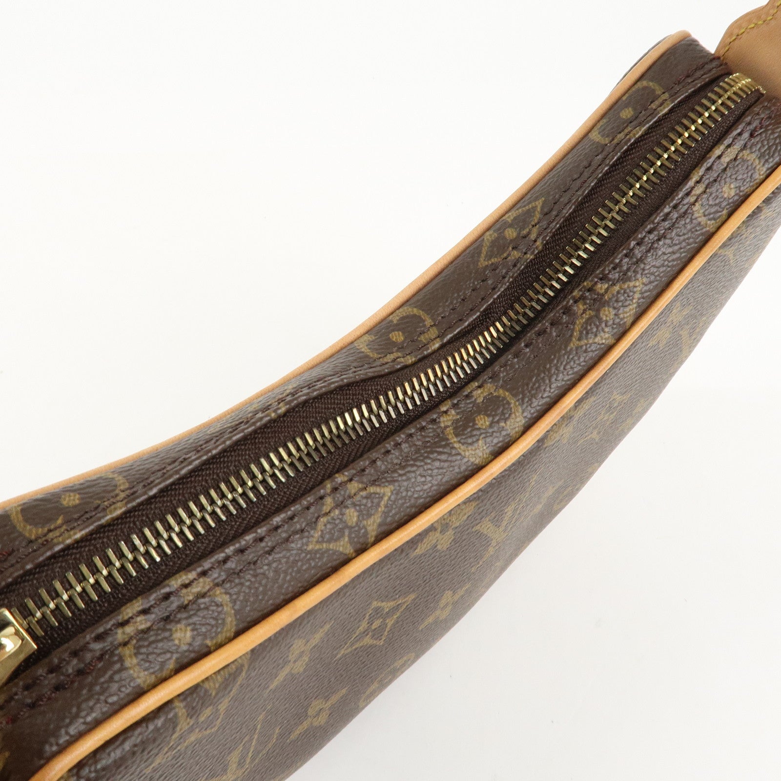 Louis Vuitton Monogram Pochette Croissant Shoulder Bag M51510 Used