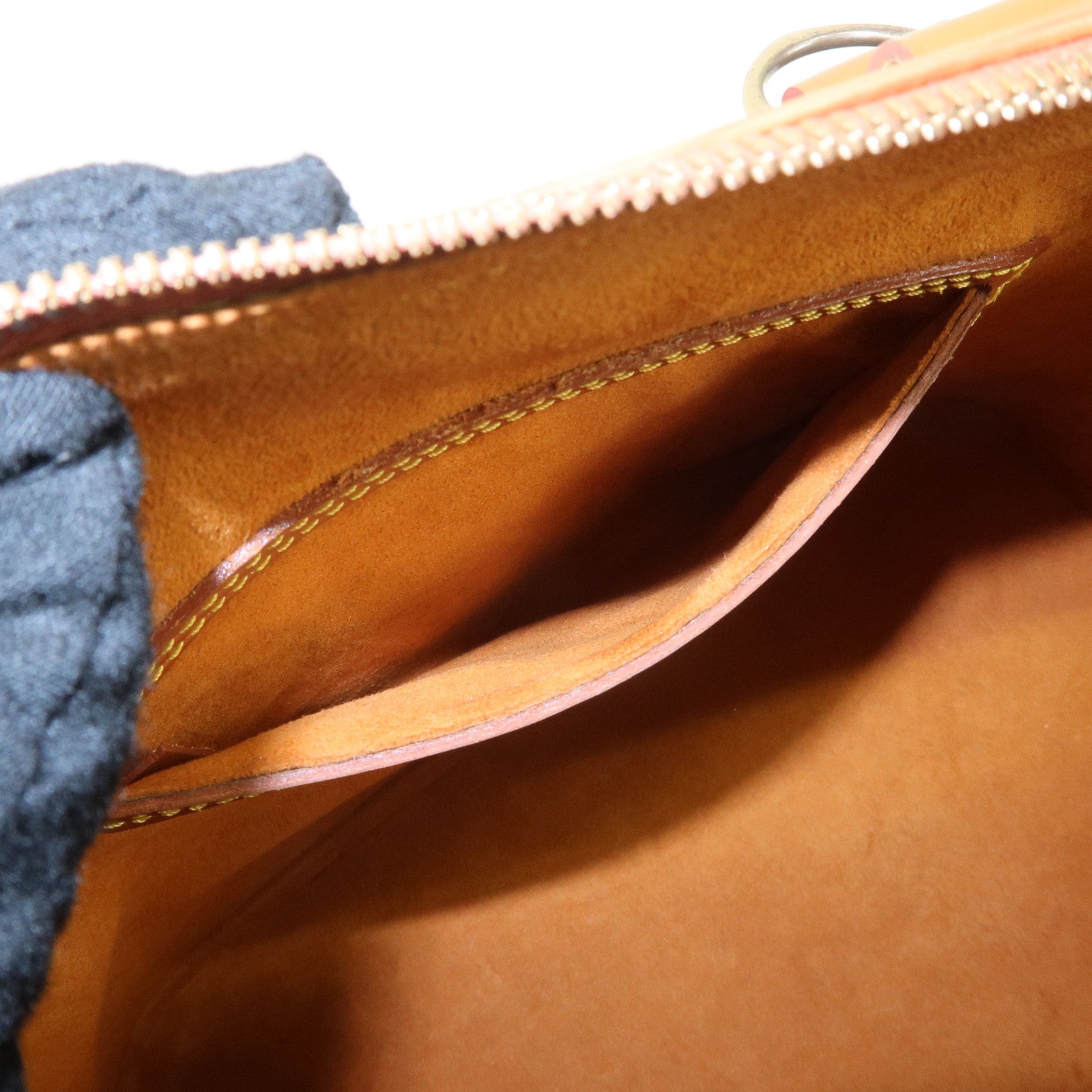 Louis Vuitton Epi Alma Leather Hand Bag Zipang Gold M52148 Used