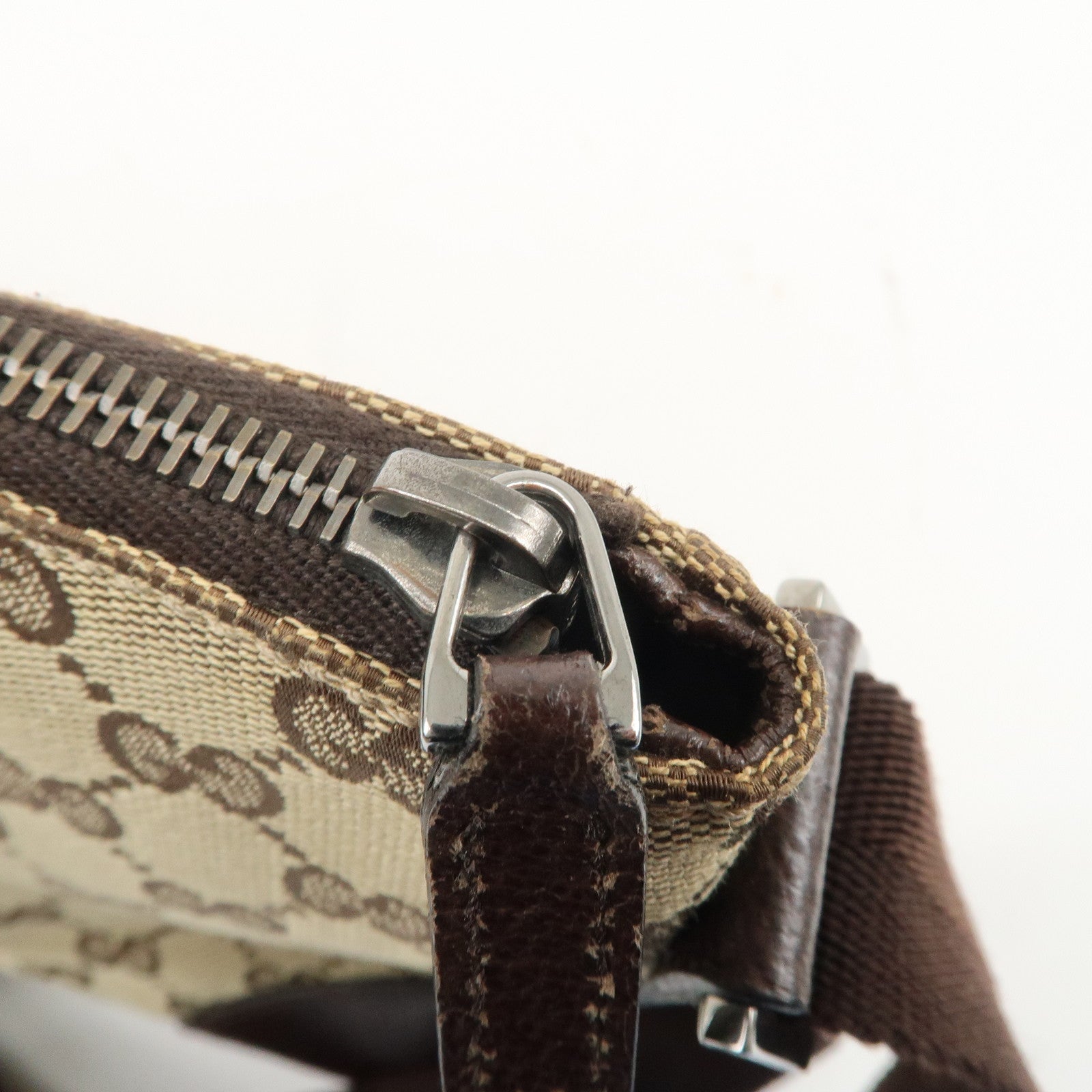 GUCCI GG Canvas Leather Shoulder Bag Beige Brown 114273 Used