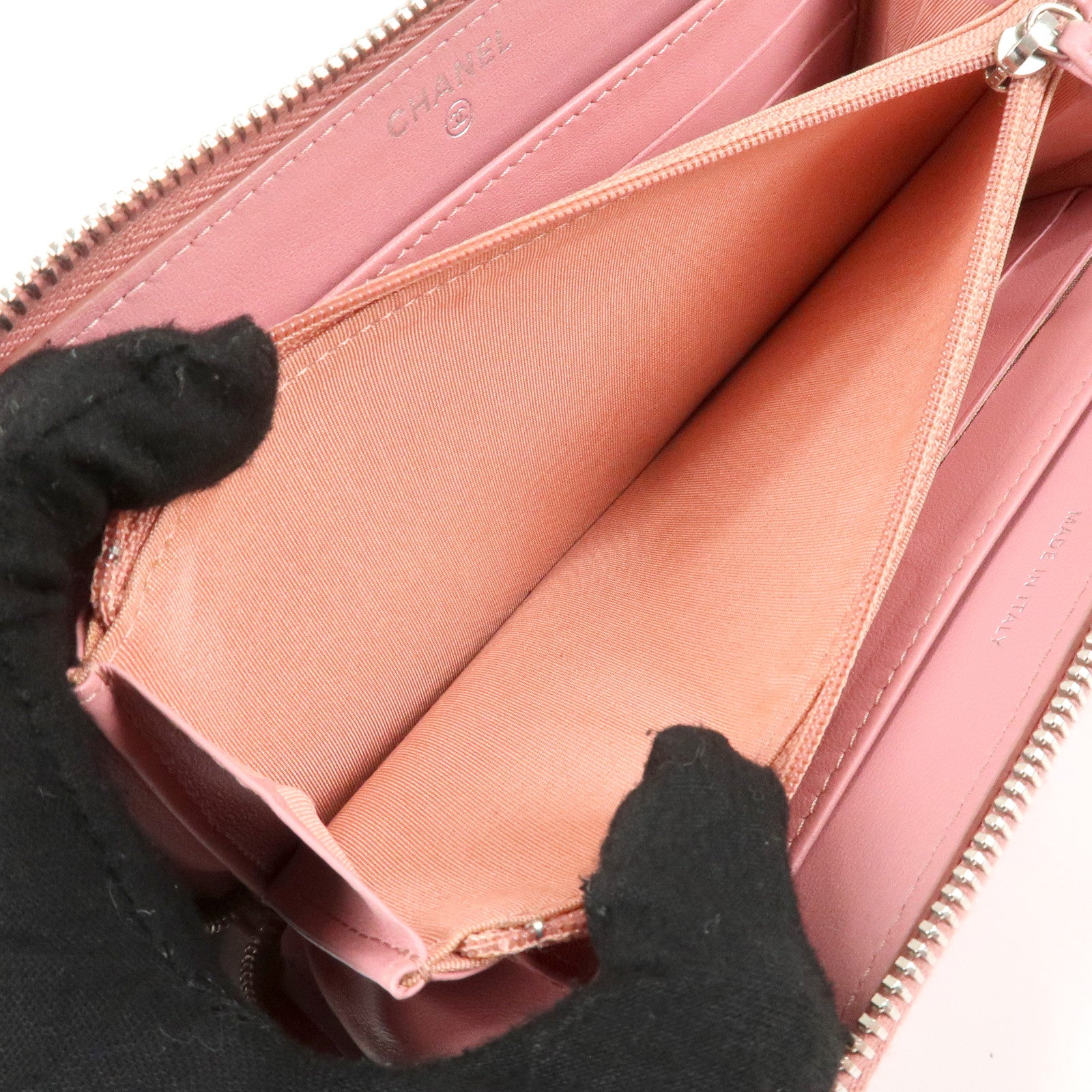 CHANEL Camellia Lamb Skin Long Zippy Wallet Pink A50085 Used