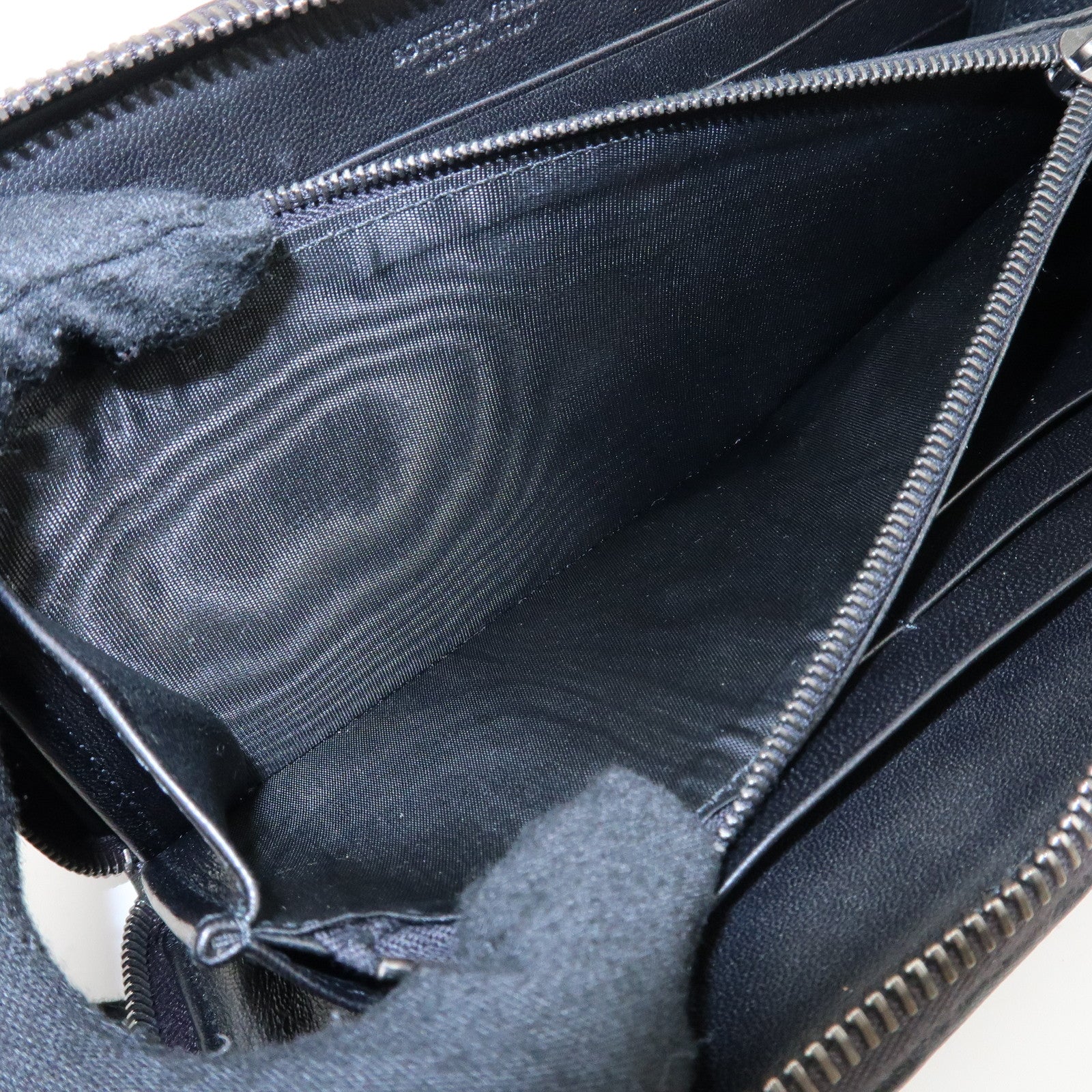 BOTTEGA VENETA Intrecciato Leather Round Zipper Long Wallet 114076 Used