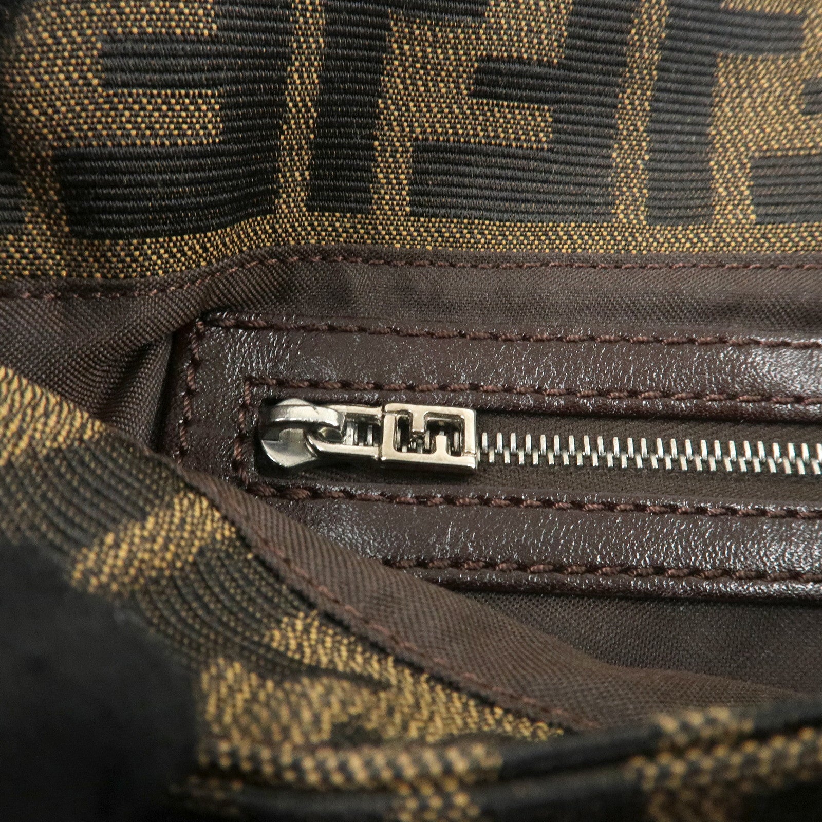 FENDI Mamma Baguette Zucca Canvas Shoulder Bag Brown Black 26424 Used