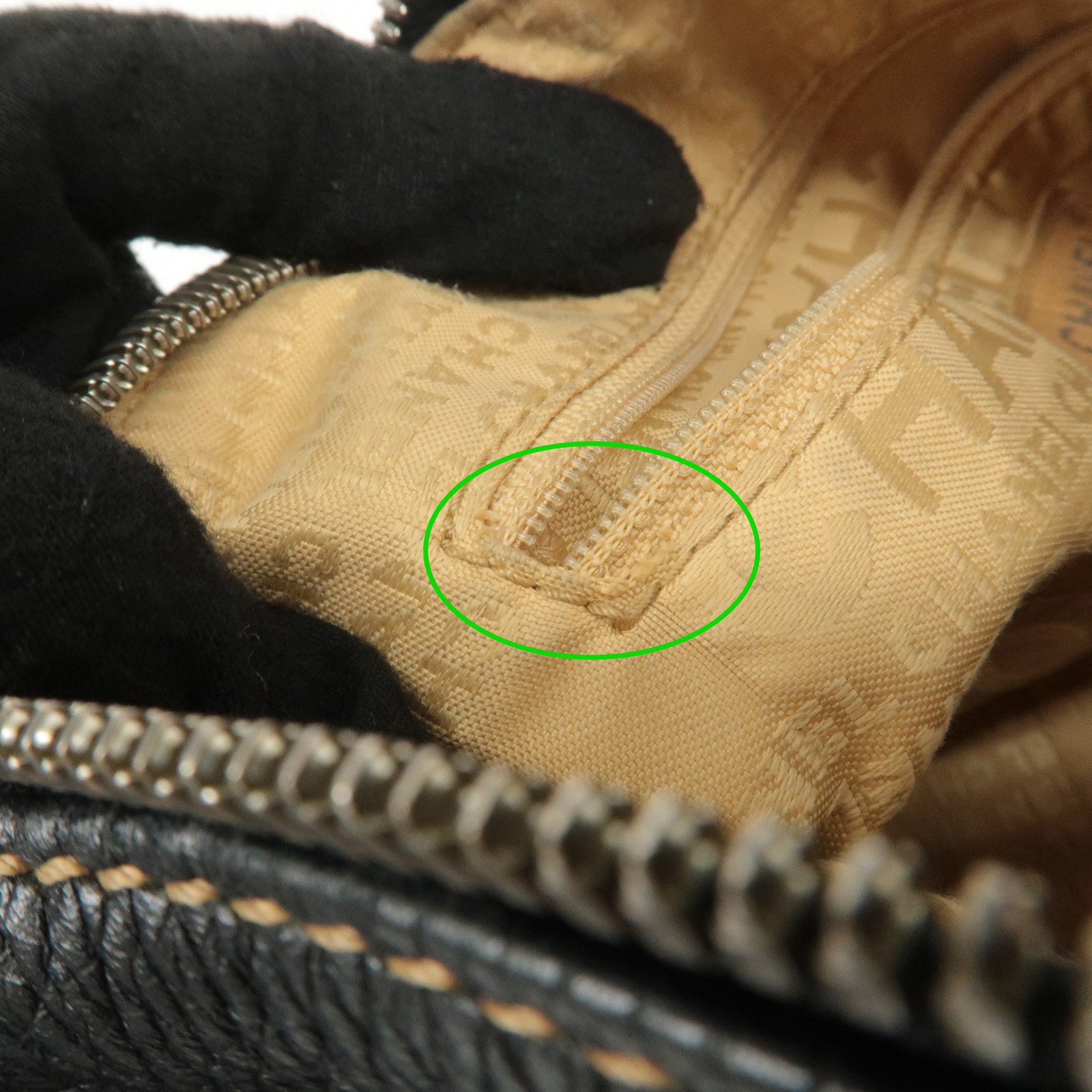 CHANEL Leather Shoulder Bag Black Silver Used