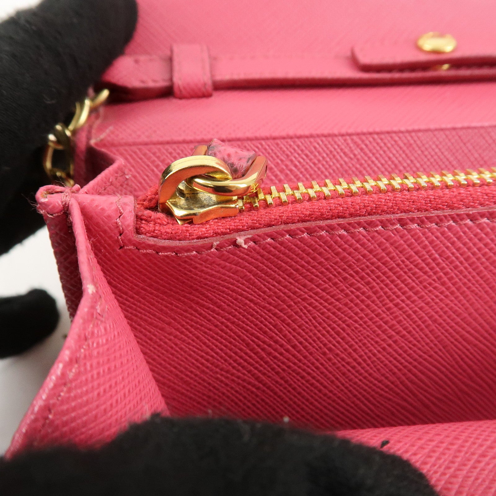 PRADA Saffiano Metal Chain Wallet Shoulder Bag Pink 1DH002 Used