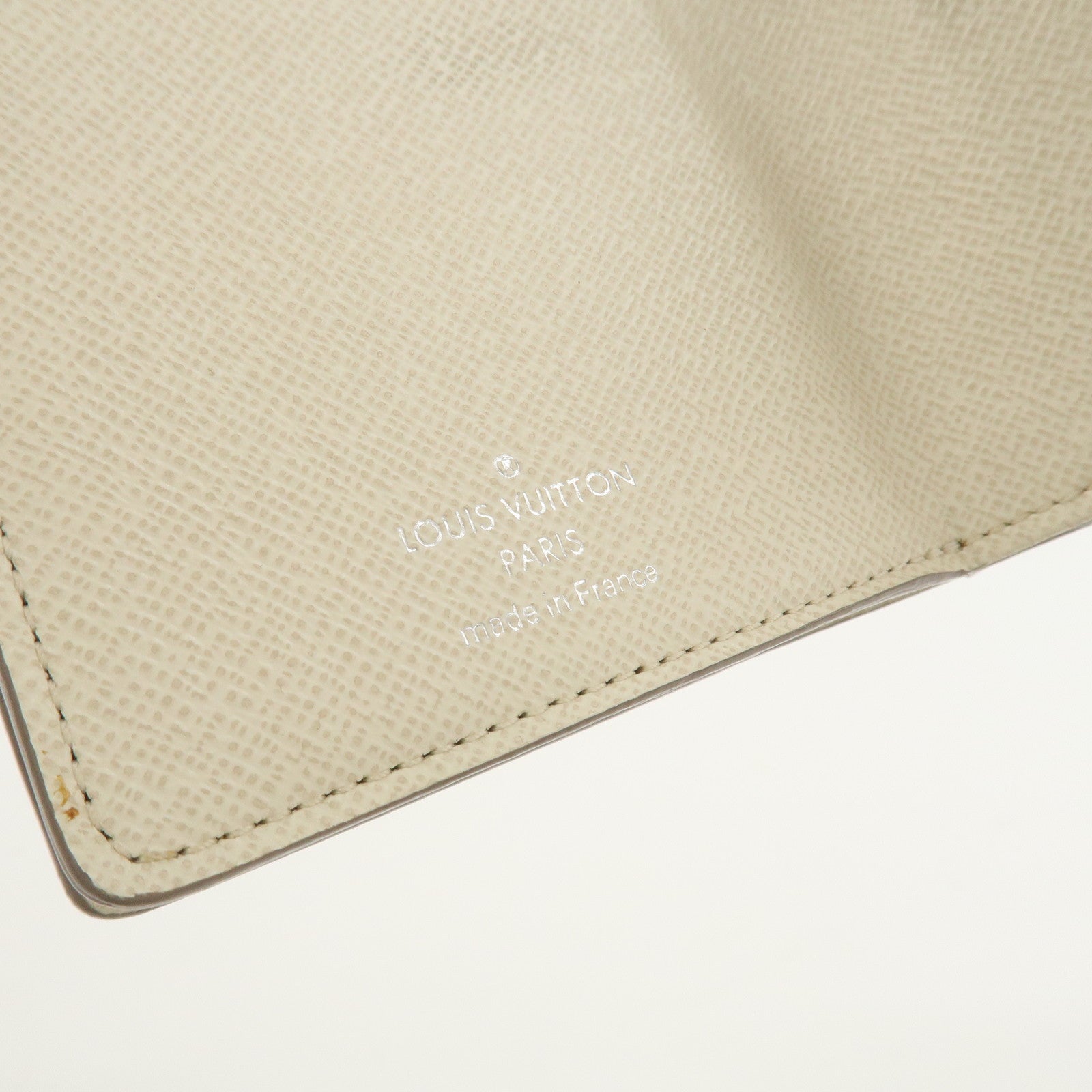 Louis Vuitton Epi Portefeuille Joy Tri-fold Wallet Ivory M6658J Used