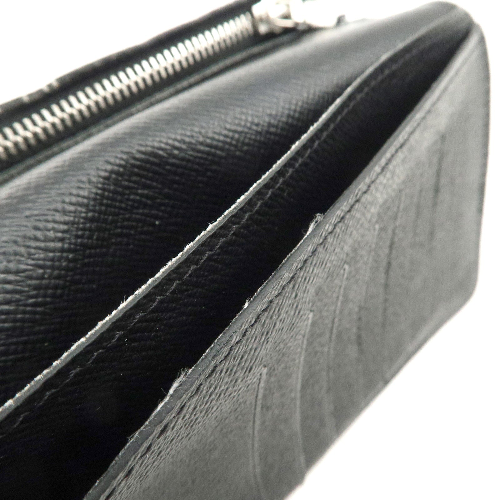 Louis Vuitton Epi Portefeuille Brazza Wallet Noir *T.S engraved Used