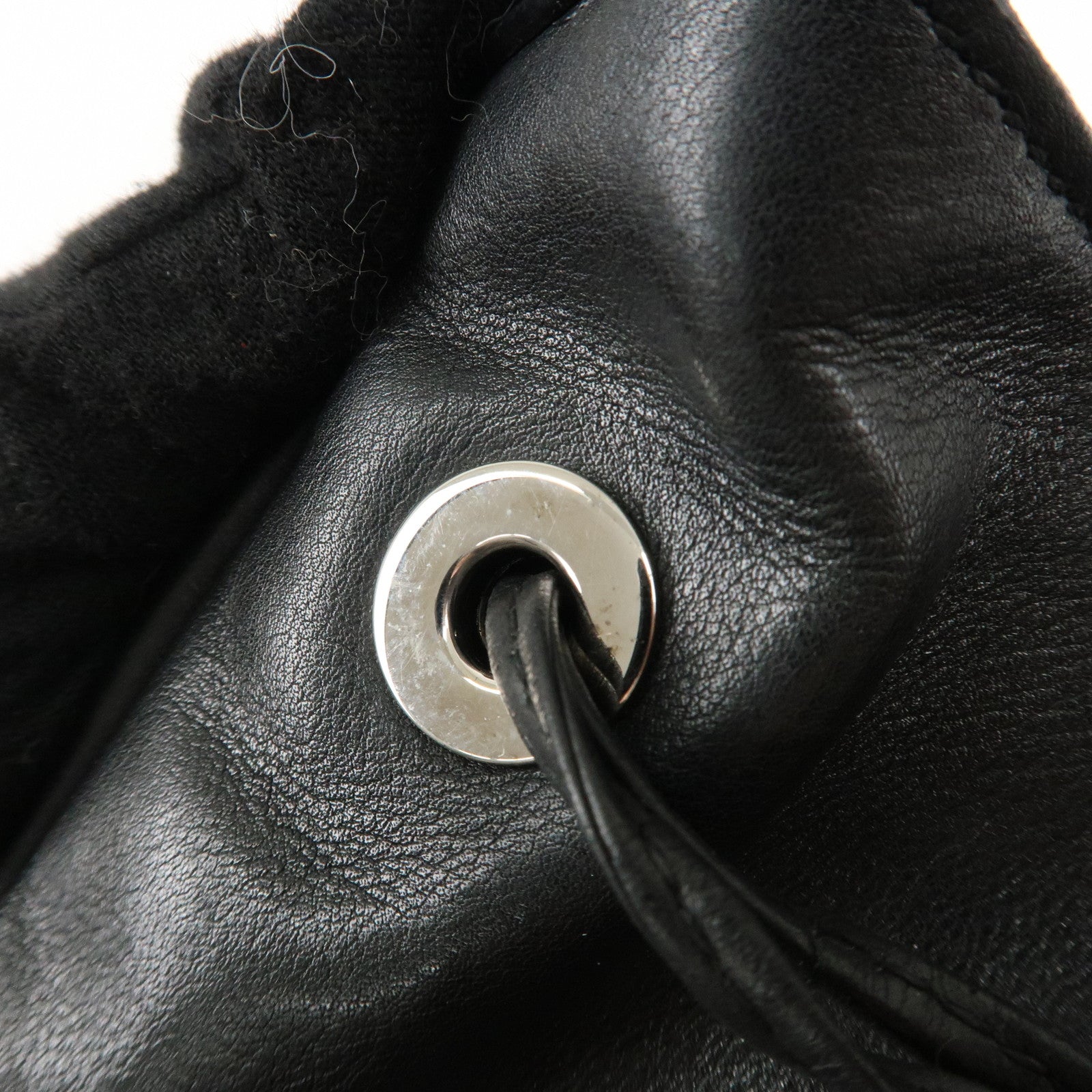 GUCCI Leather Shoulder Bag Drawstring Bag Black Silver 001.4034 Used