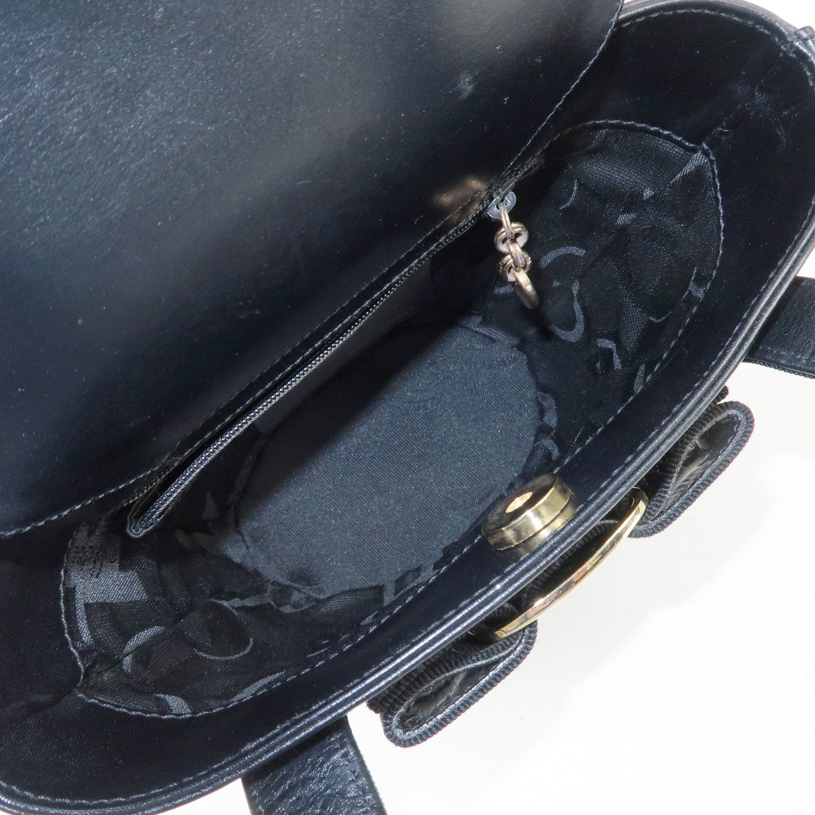 Ferragamo Vara Ribbon Leather Small Hand Bag Black Gold HDW Used