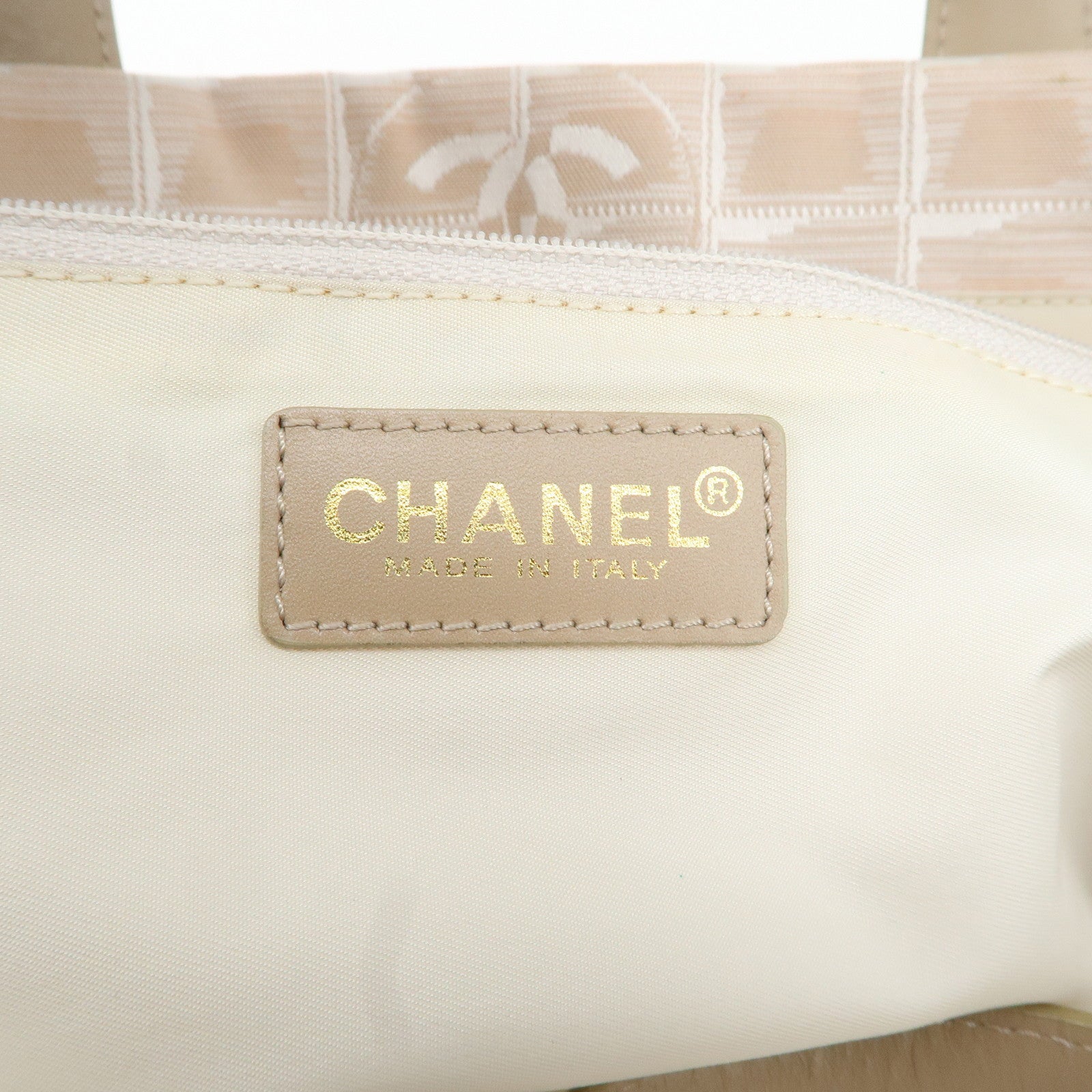 CHANEL New Travel Line Nylon Jacquard Leather Tote Bag Beige A15991 Used