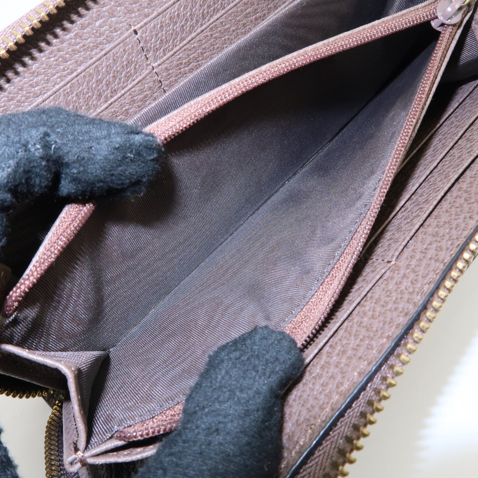 GUCCI Ophidia Sherry GG Supreme Leather Round Zipper Wallet 523154 Used