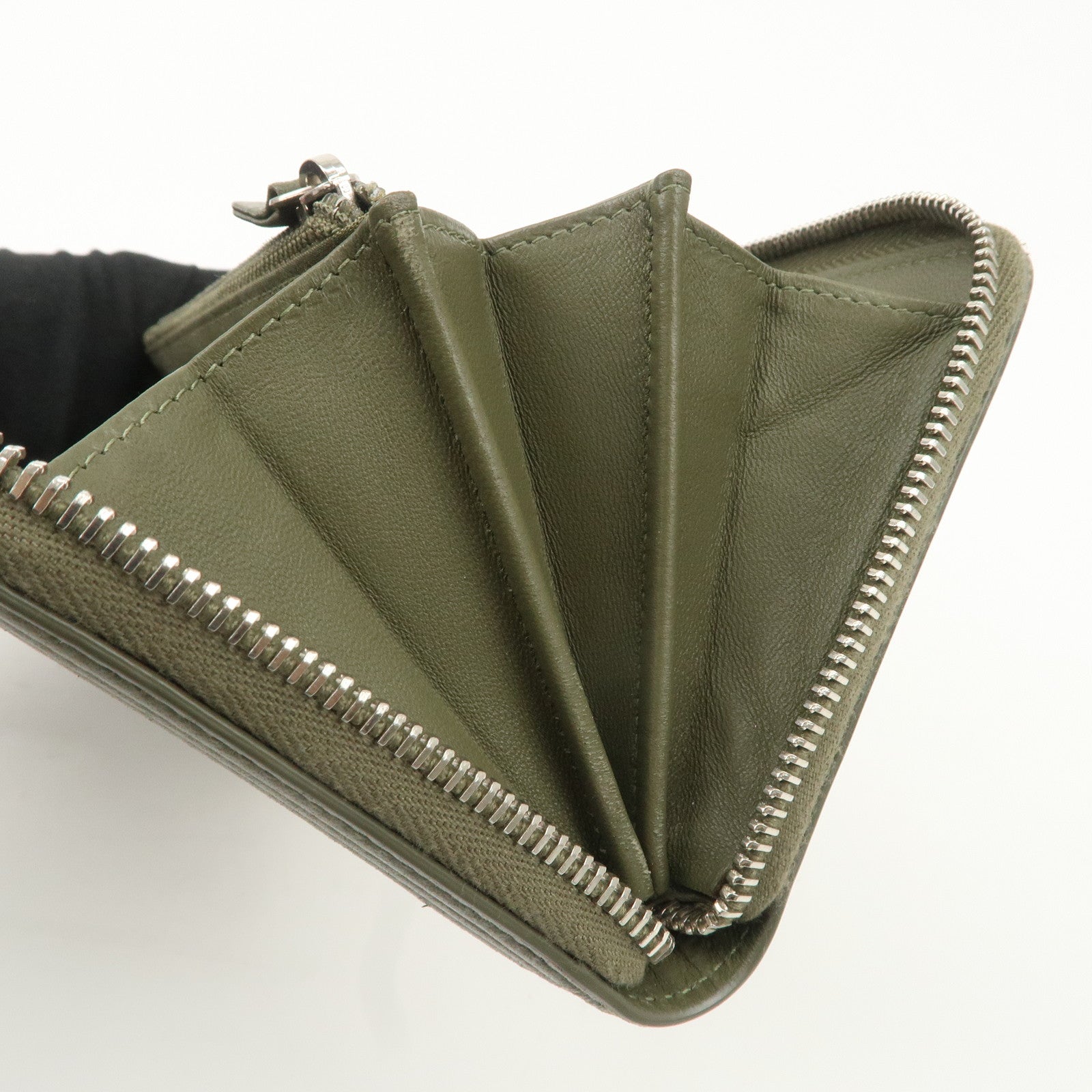 CHANEL Boy Chanel Rhine Stone Leather Round Zipper Long Wallet Used