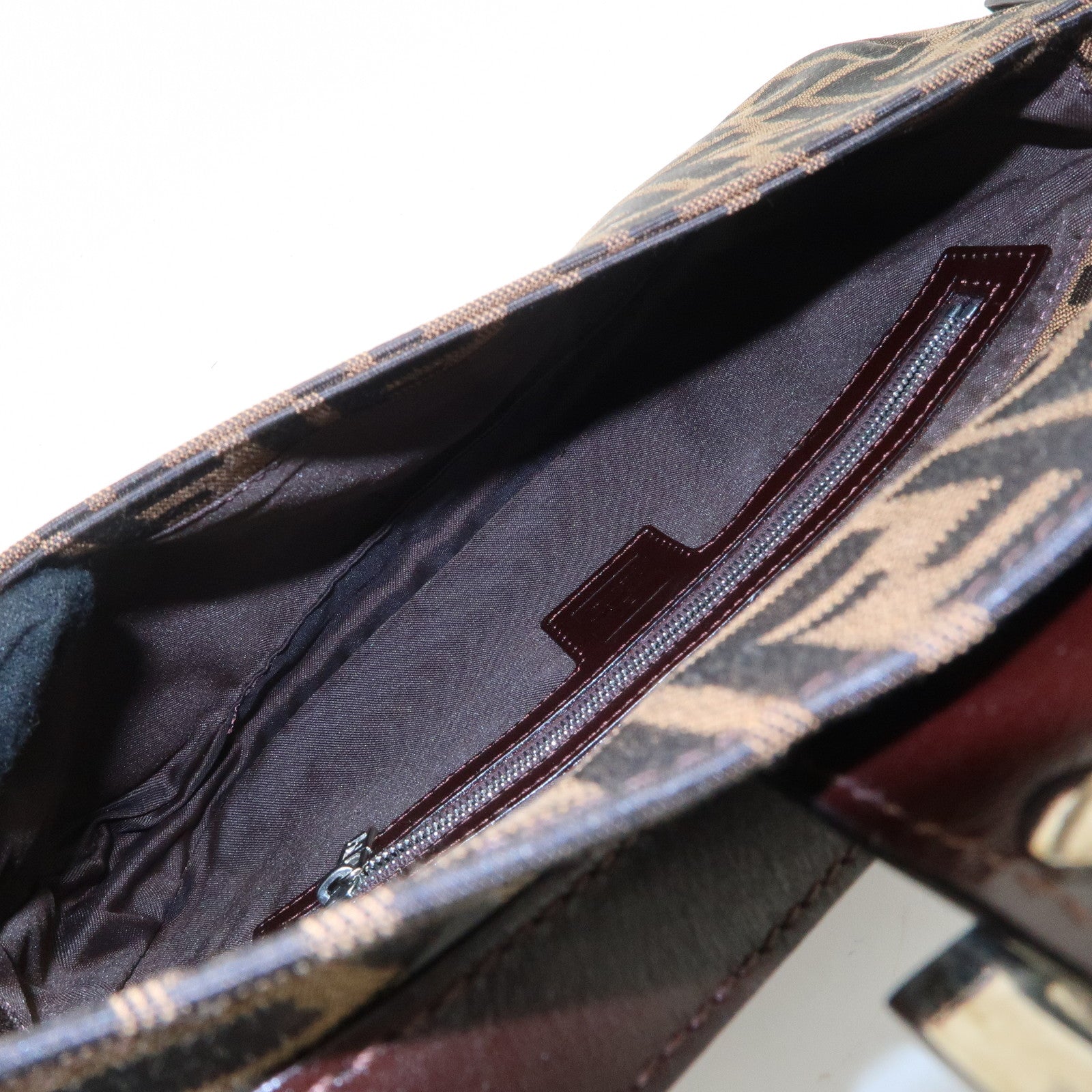 FENDI Mamma Baguette Zucca Canvas Leather Shoulder Bag 26424 Used