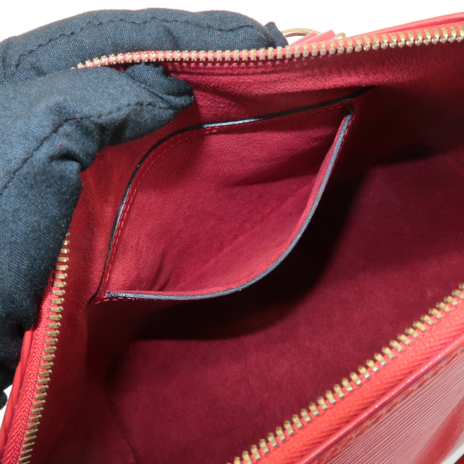 Louis Vuitton Epi Alma Hand Bag Castilian Red Used