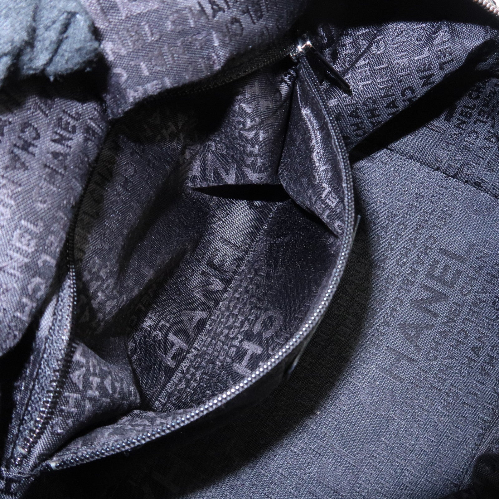 CHANEL Chocolate Bar Caviar Skin Mini Boston Bag Black A26135 Used