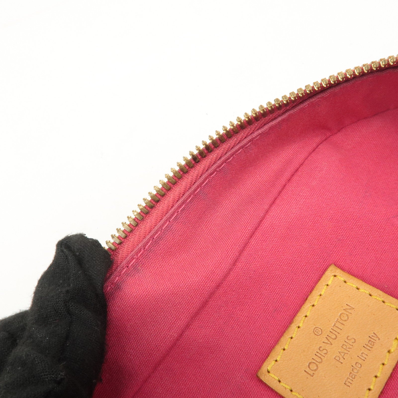 Louis Vuitton Monogram Vernis Sullivan Vertical Fuchsia M91259 Used