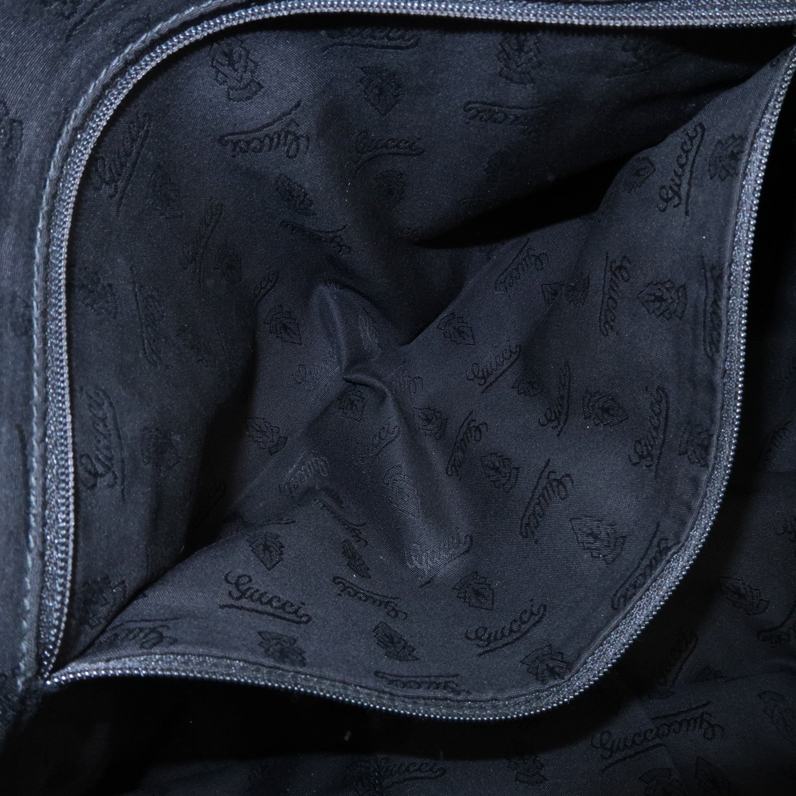 GUCCI GG Canvas Patent Leather Tote Bag Hand Bag Black 211976 Used