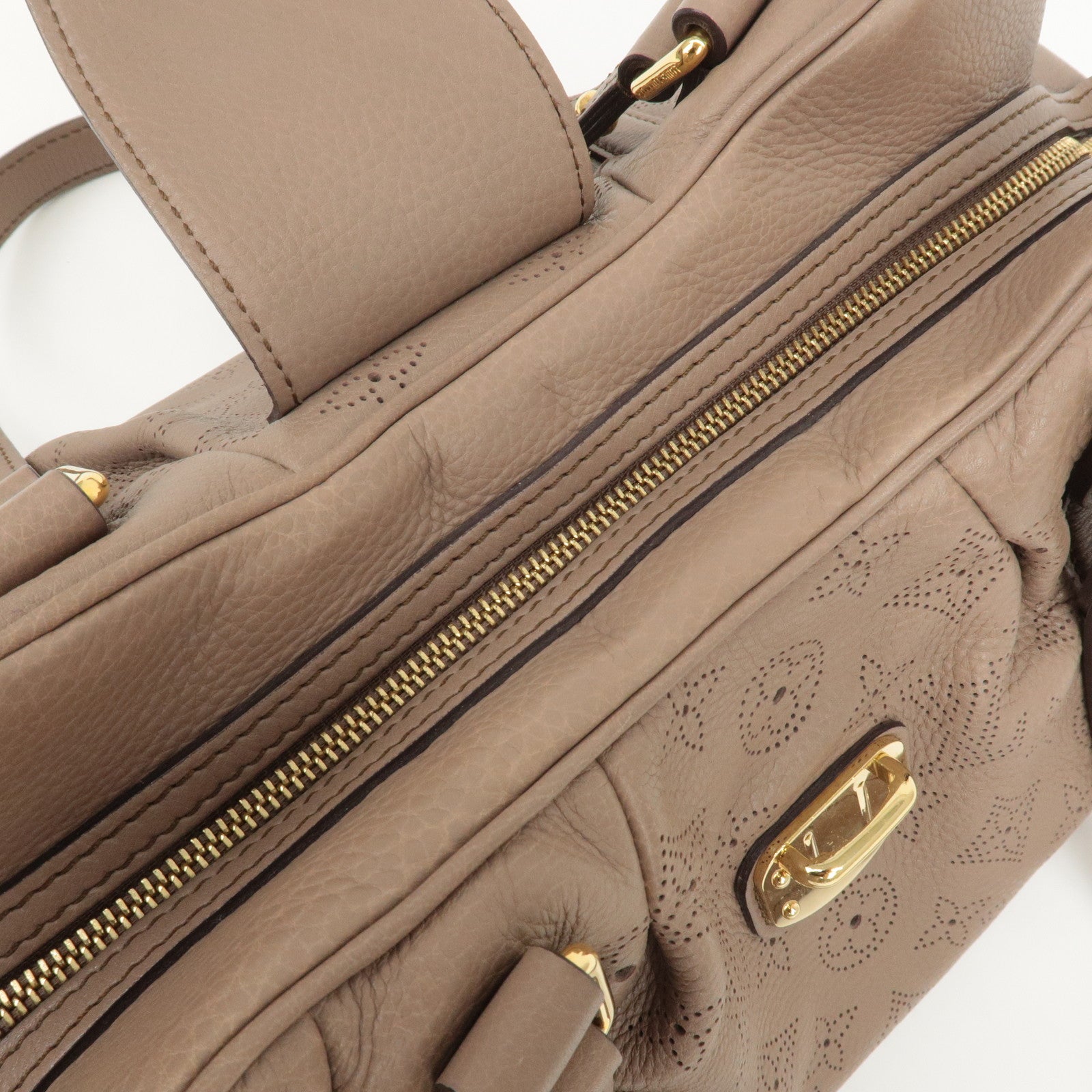 Louis Vuitton Monogram Mahina Lunar PM Shoulder Bag Sables M93433 Used