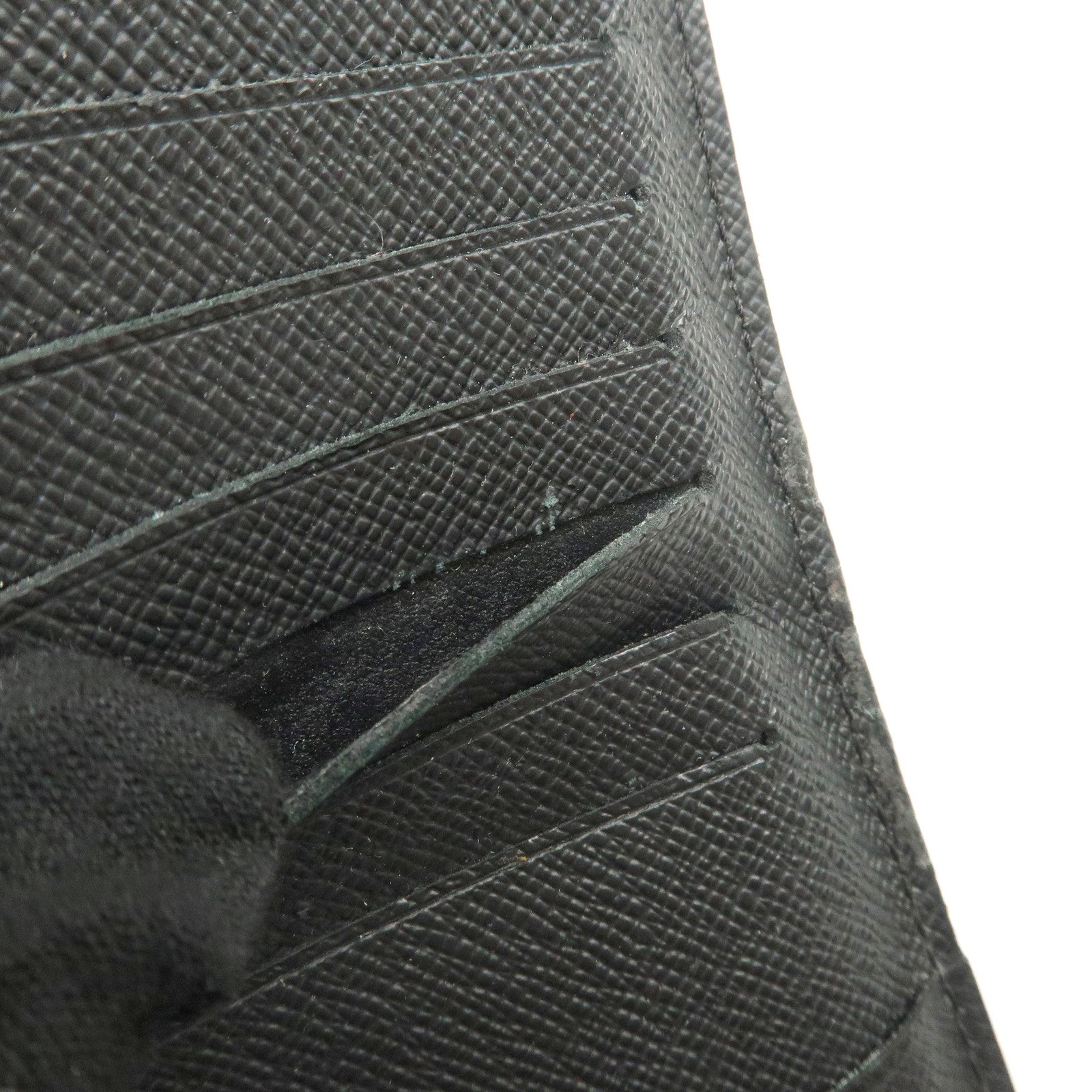 Louis Vuitton Epi Portefeuille Brazza Wallet Noir *T.S engraved Used