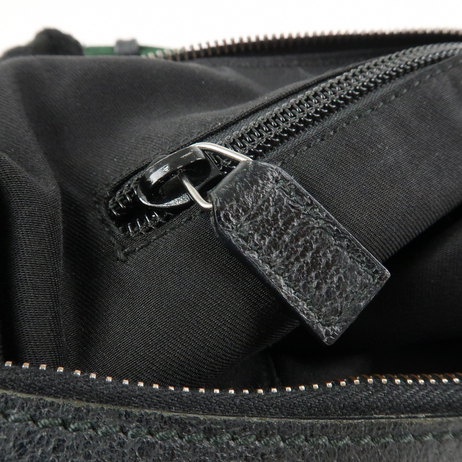 GUCCI Sherry GG Canvas Leather Shoulder Bag Black 181092 Used