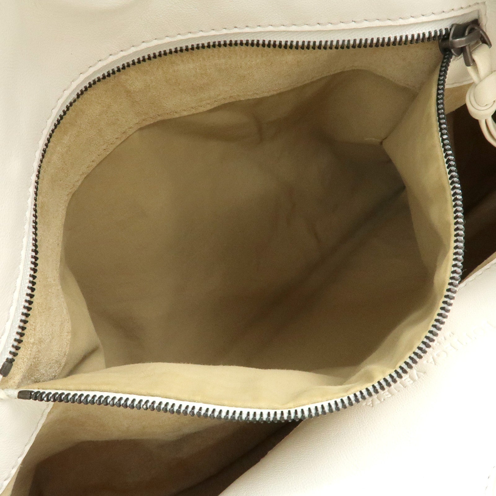 BOTTEGA VENETA Intrecciato Leather Campana Shoulder Bag White 125787 Used
