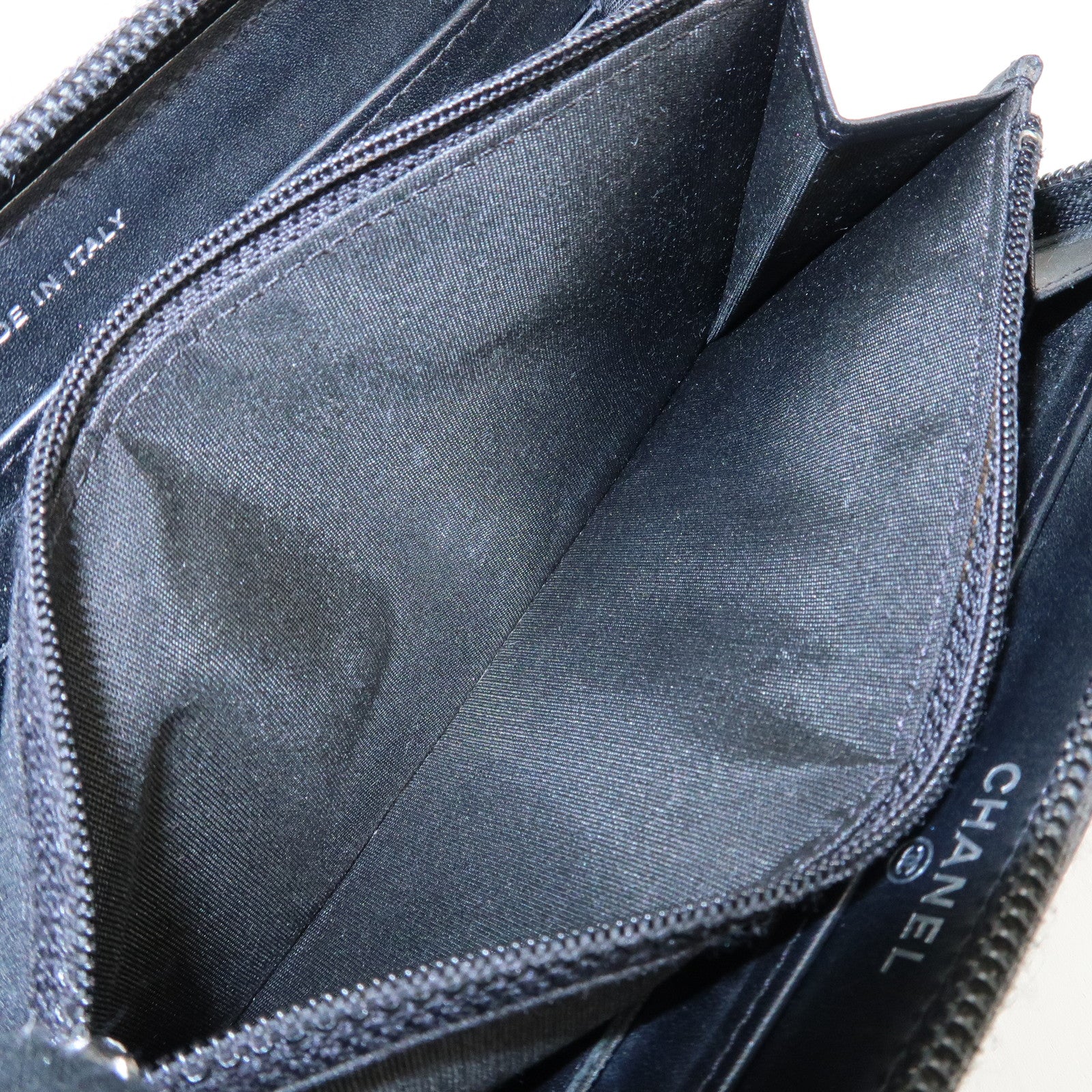 CHANEL Caviar Skin Zip Around Long Wallet Black A50071 Used