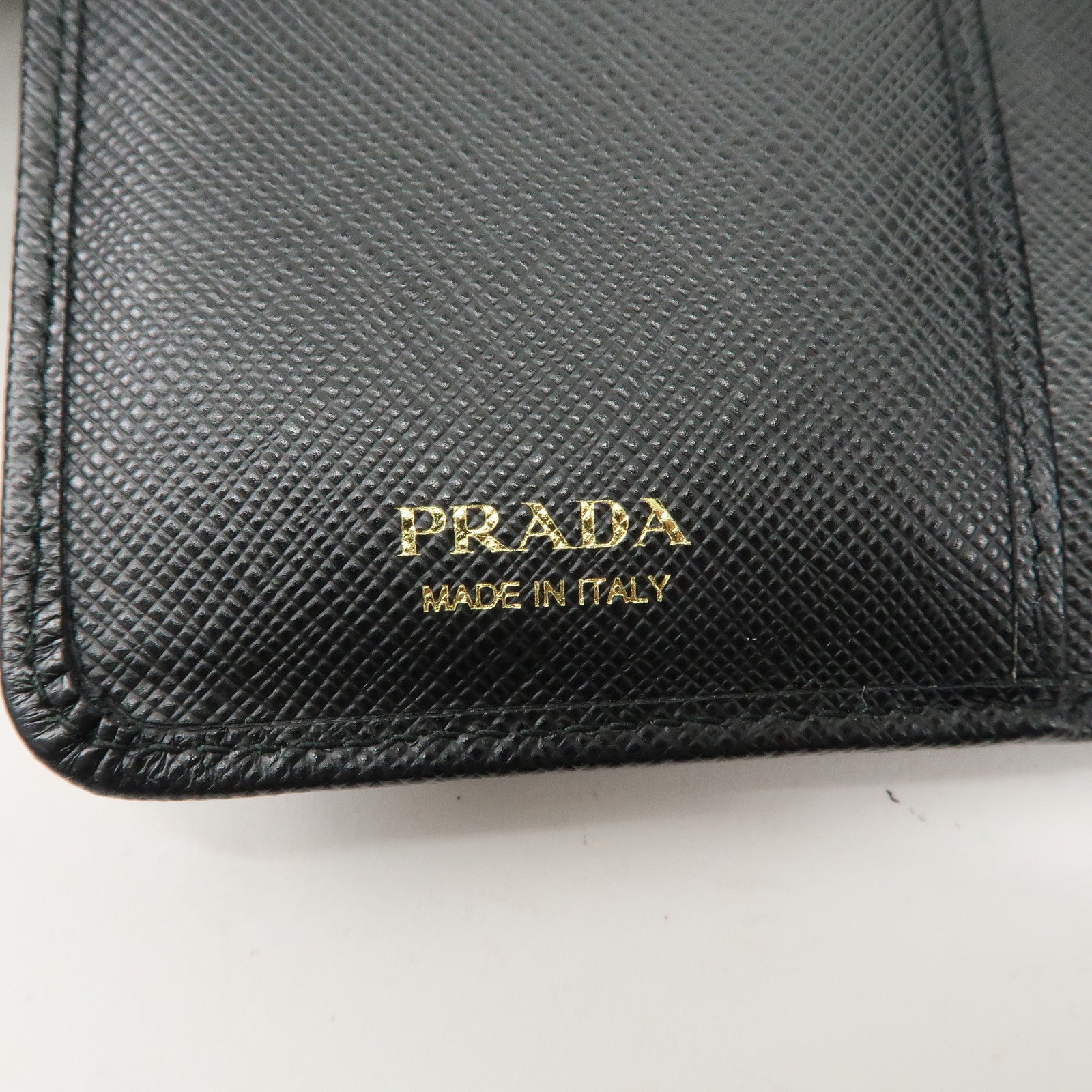 PRADA Saffiano Leather Bi-Fold Wallet Purse Black 1ML225 Used