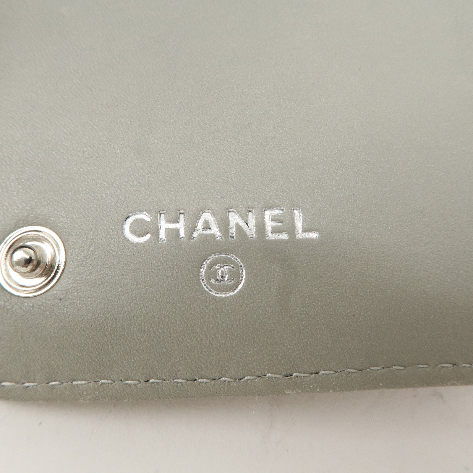 CHANEL Leather Round Zipper Long Wallet Gray Silver HDW A30071 Used