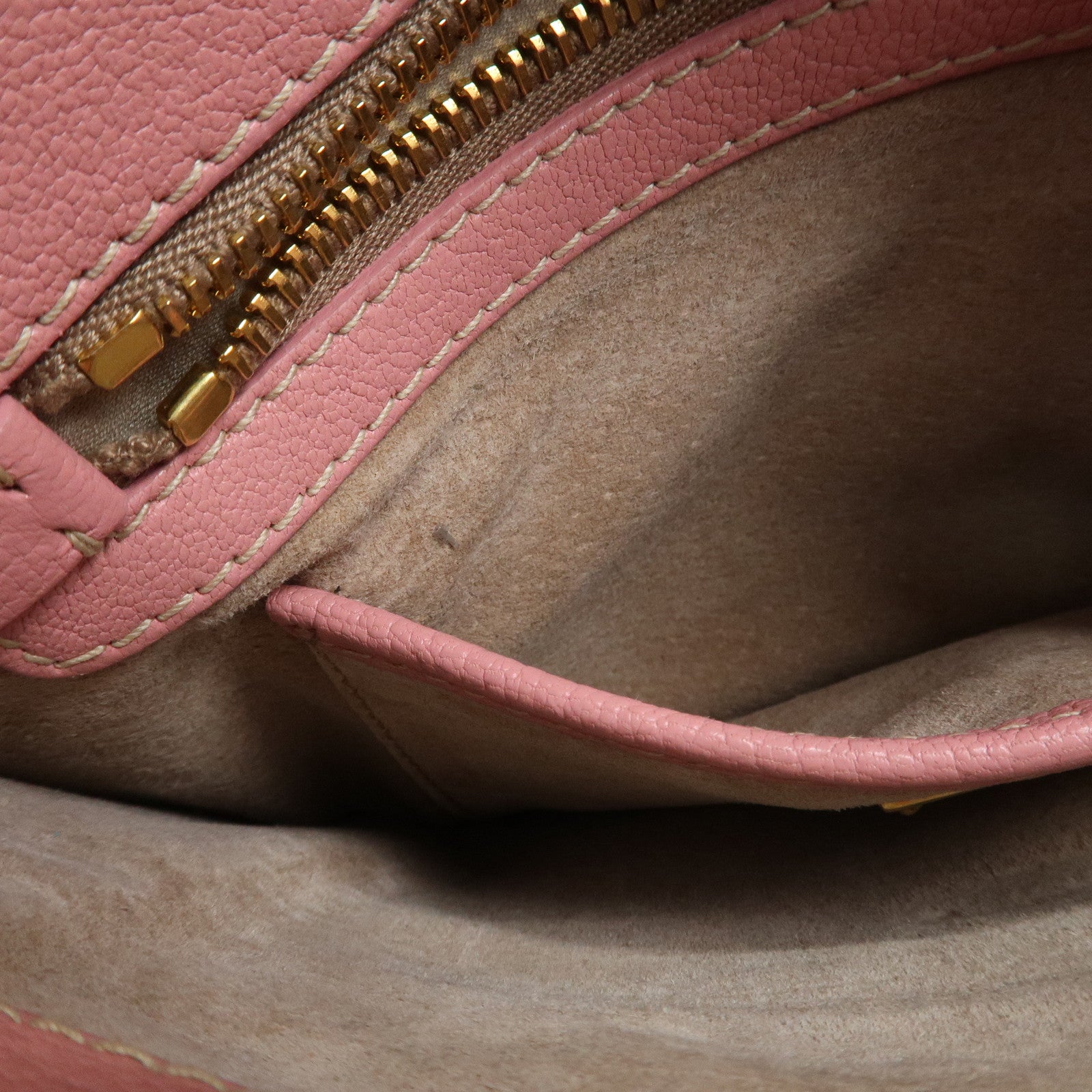 MIU MIU Leather Shoulder Bag Pink RTC460 Used