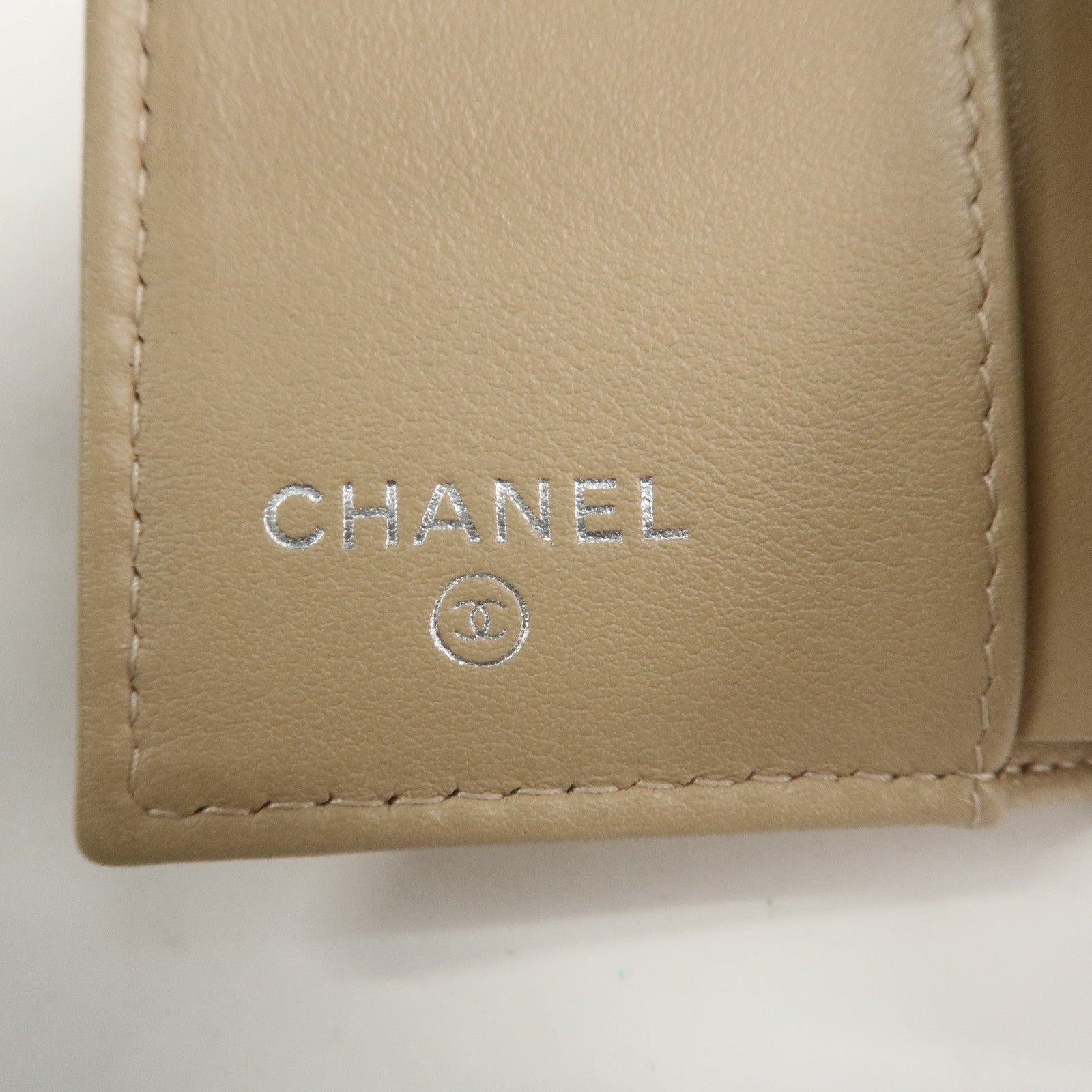 CHANEL Matelasse Cavier Skin Compact Wallet Beige Silver HDW Used